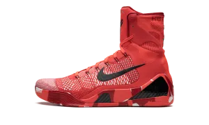 Kobe 9 Elite "Christmas" speed - optimized Heel Clip Technology