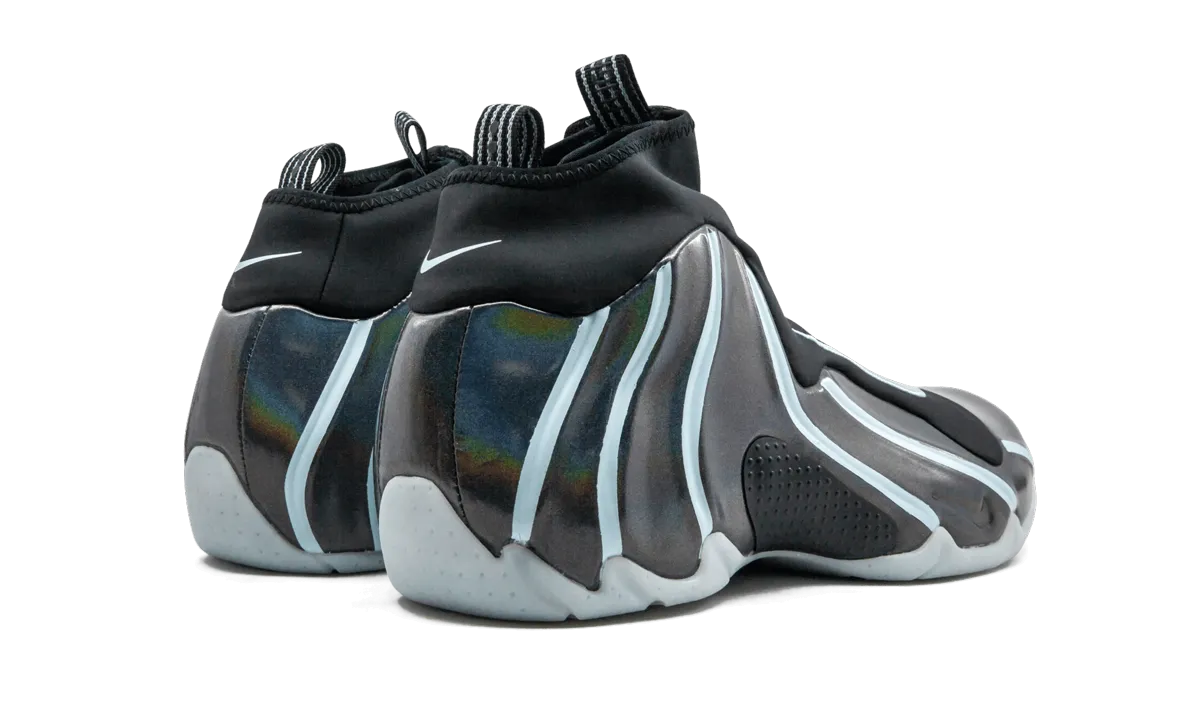 teenage athletic shoes Air Flightposite