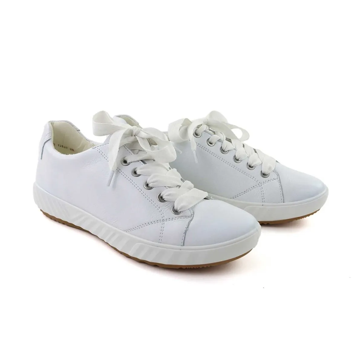 Ara Women's Alexandria White Sturdy Construction