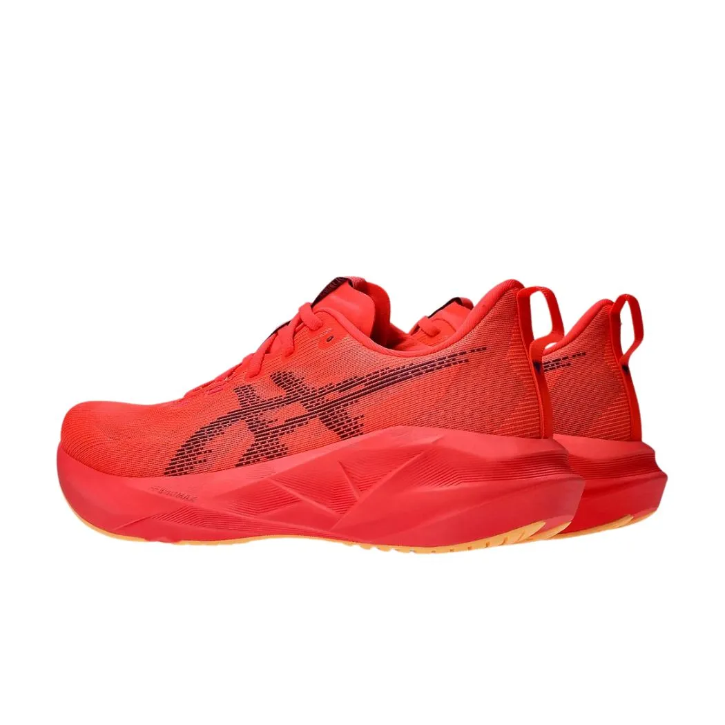 Short - distance asics Novablast 5 Men's Running Shoes