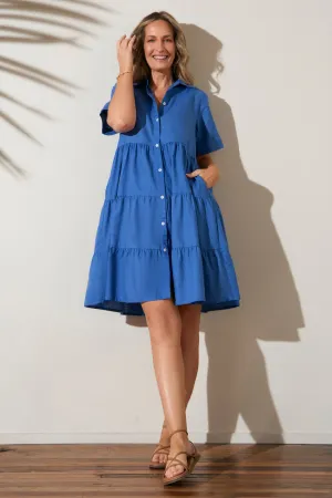 Flattering Design Sabre Collared Short Dress in Yale Blue