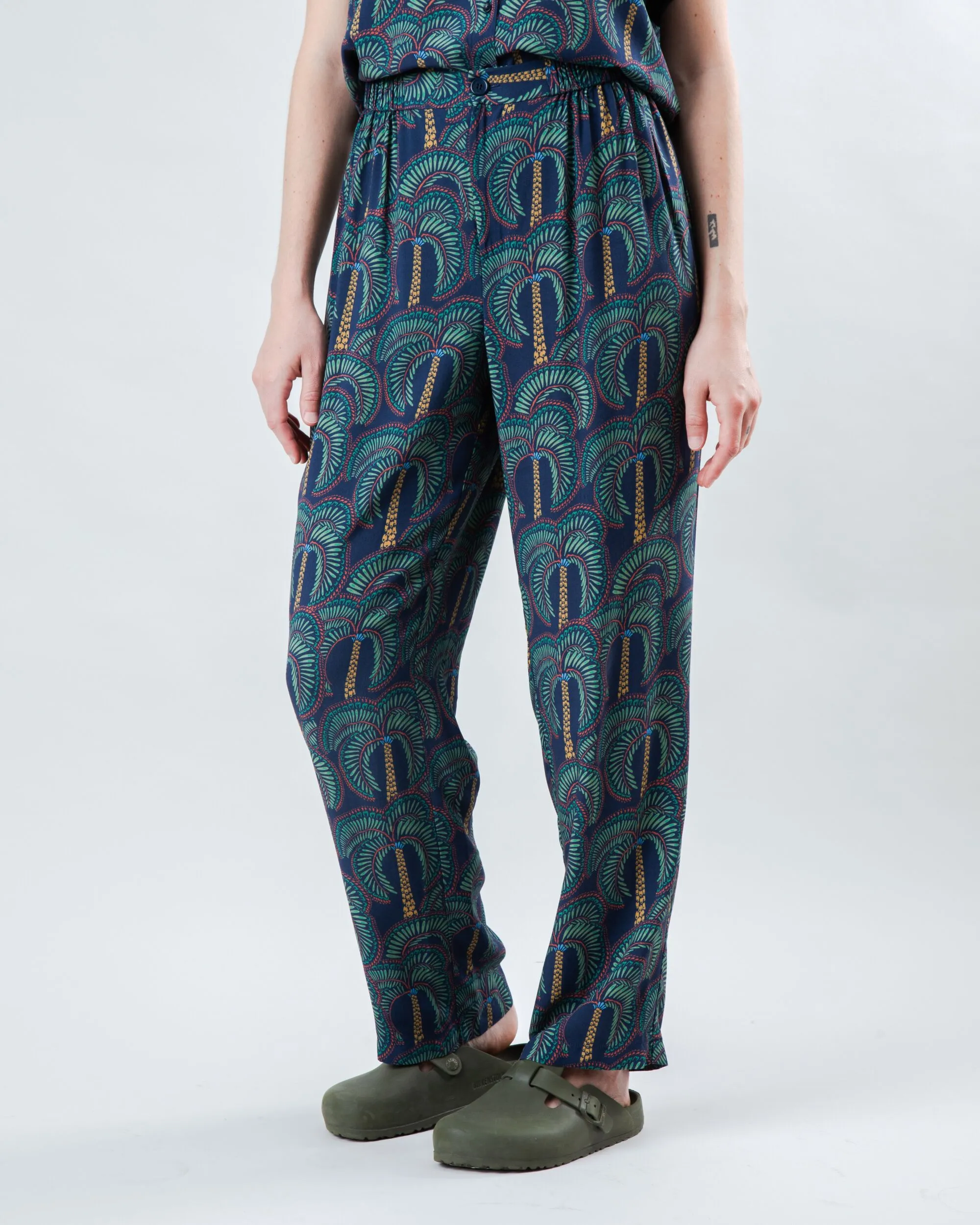 Light Waist Borneo Harem Pants Navy