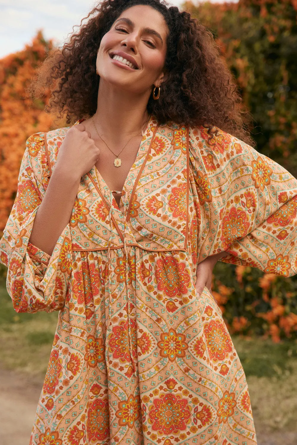 Edgy-Look Cairo Billow Sleeve Dress in Aquarius