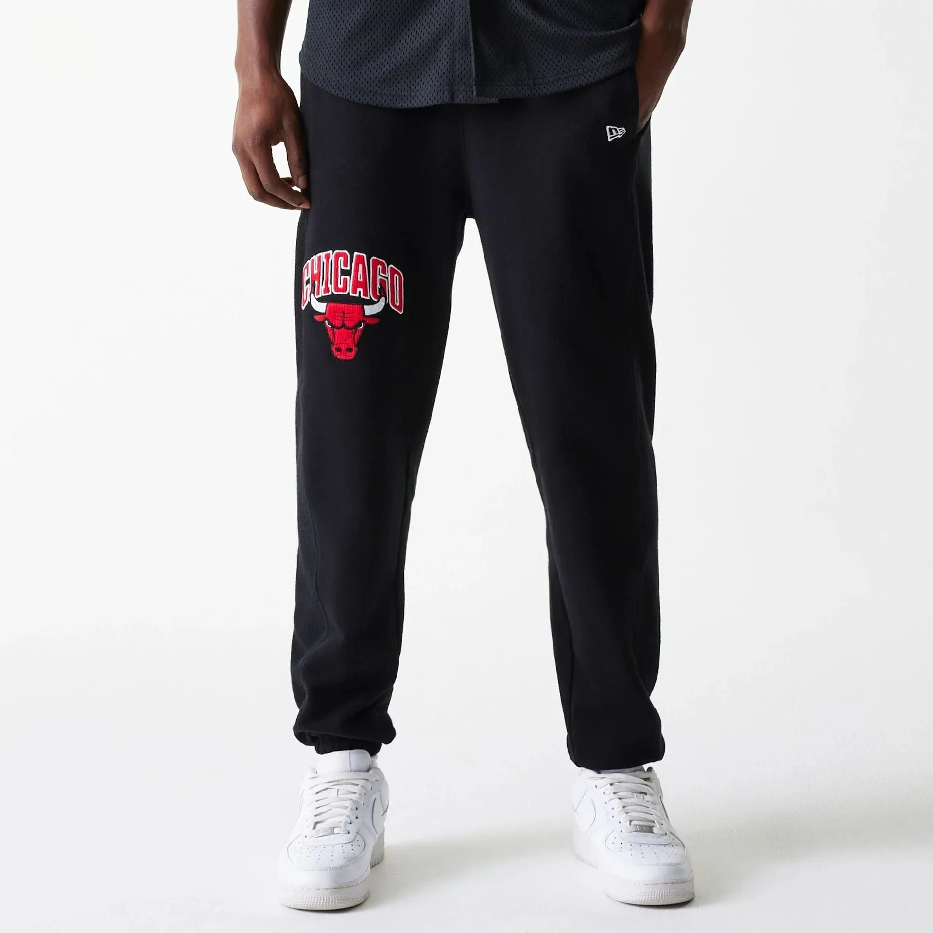 Chicago Bulls NBA Arch Graphic Black Joggers Quick Comfort