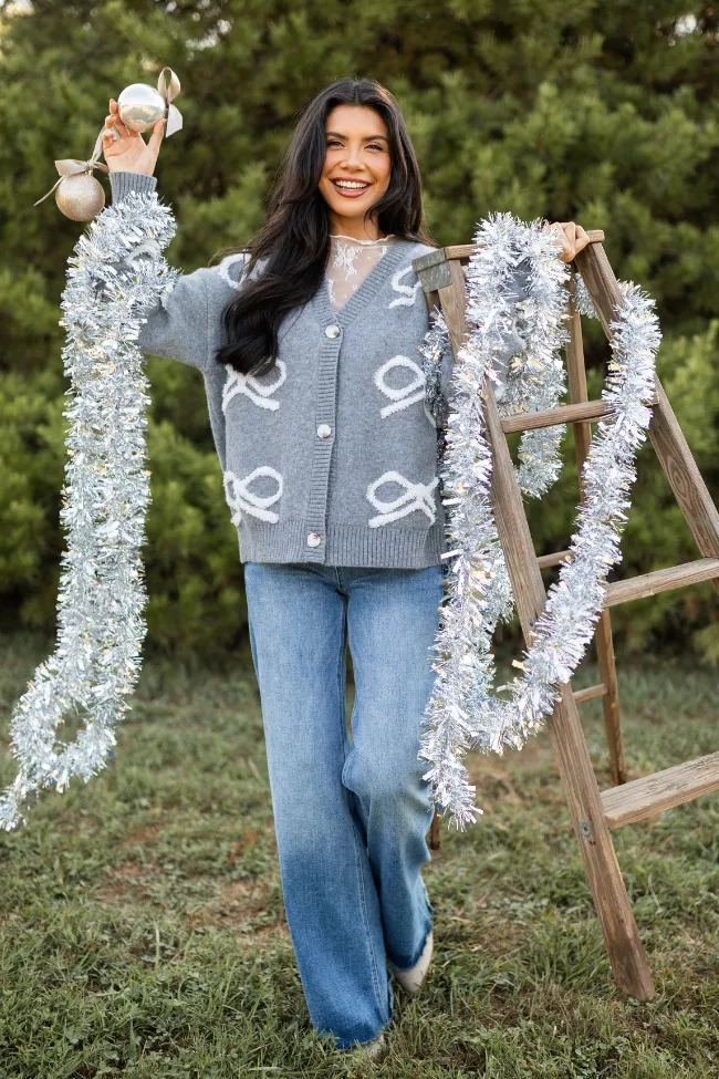 Low Care Weatherproof Christen White And Grey Bows Cardigan