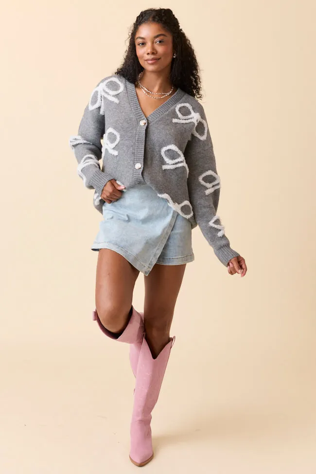 FlexibleJointConstruction Basic Core Christen White And Grey Bows Cardigan