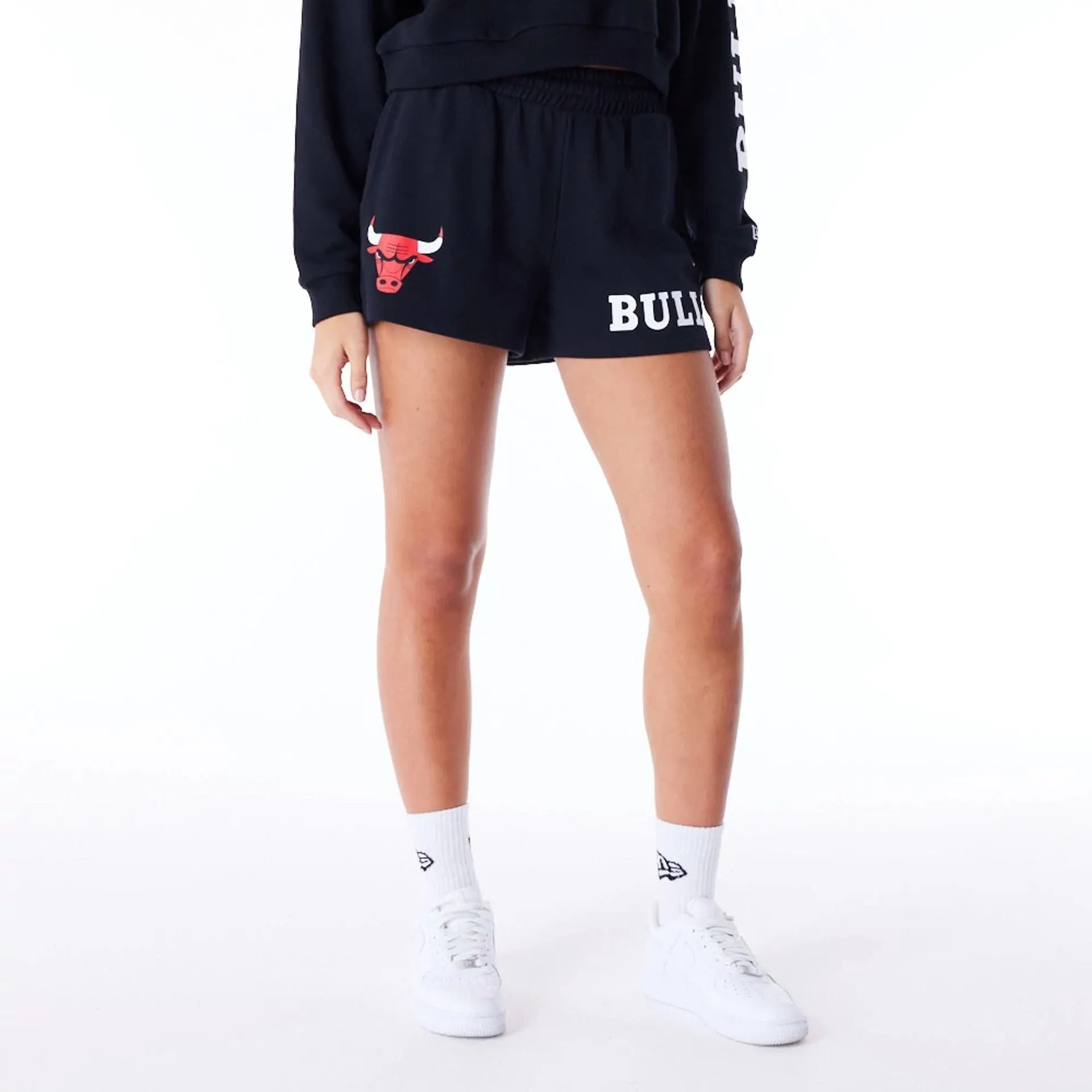 Reinforced Hemlines Chicago Bulls Womens NBA Wordmark Black Shorts