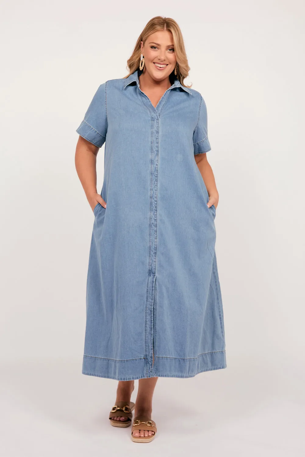 Anna Chambray Maxi Dress in Light Wash Soft Volume