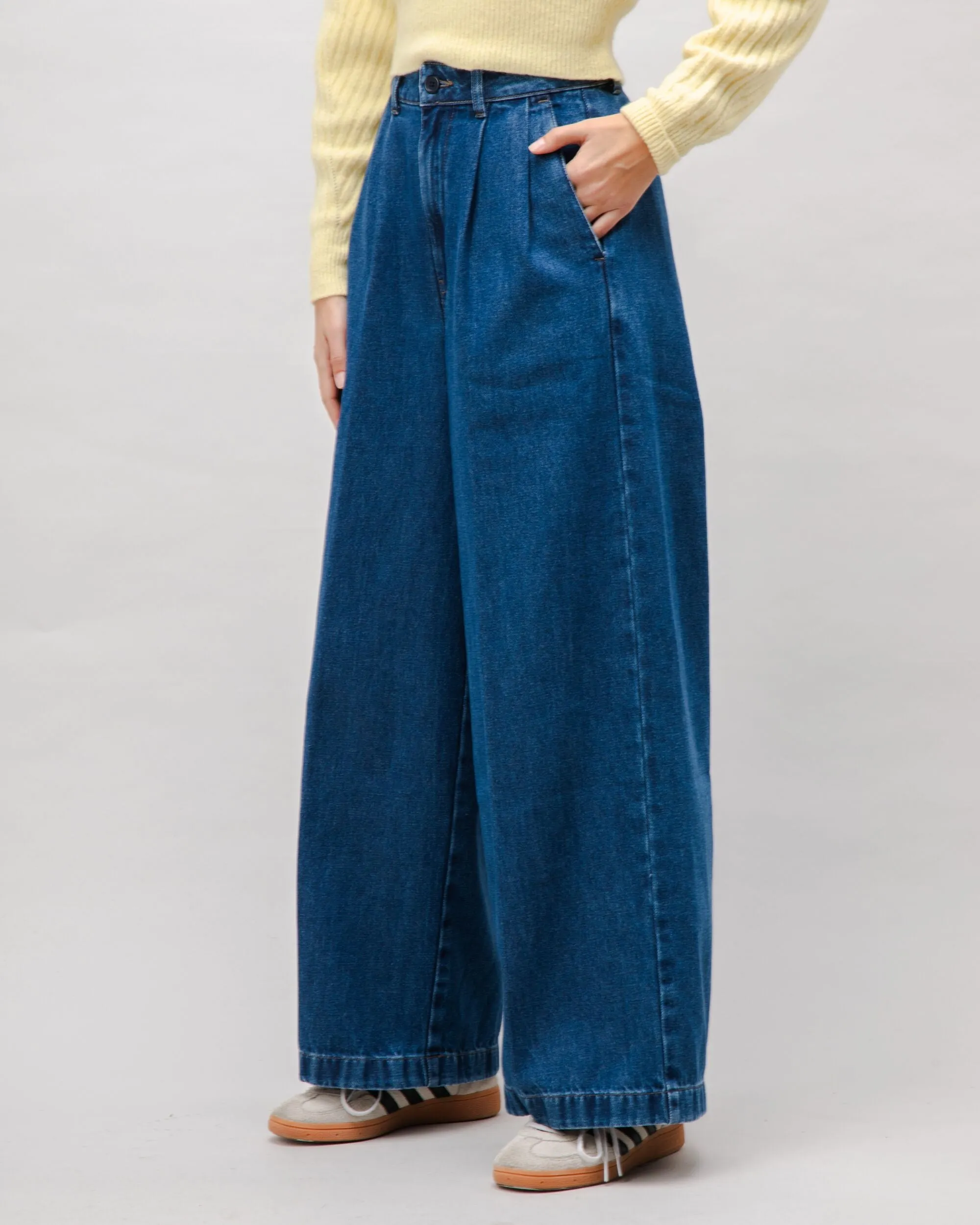 Durable Waistband Wide Leg Denim Pleated