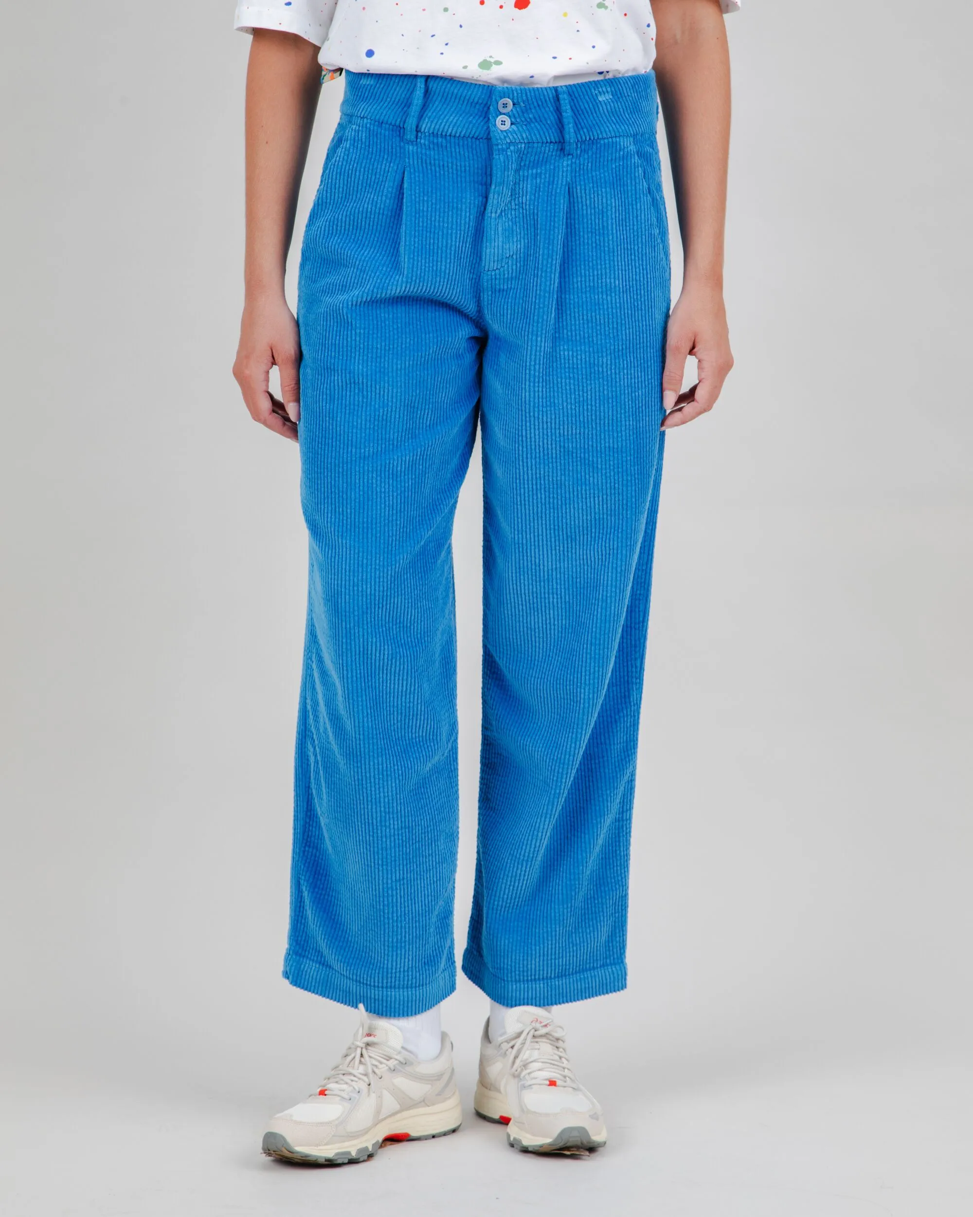 Flatlock Seams Sleek Waist Corduroy Pleated Pants Blue