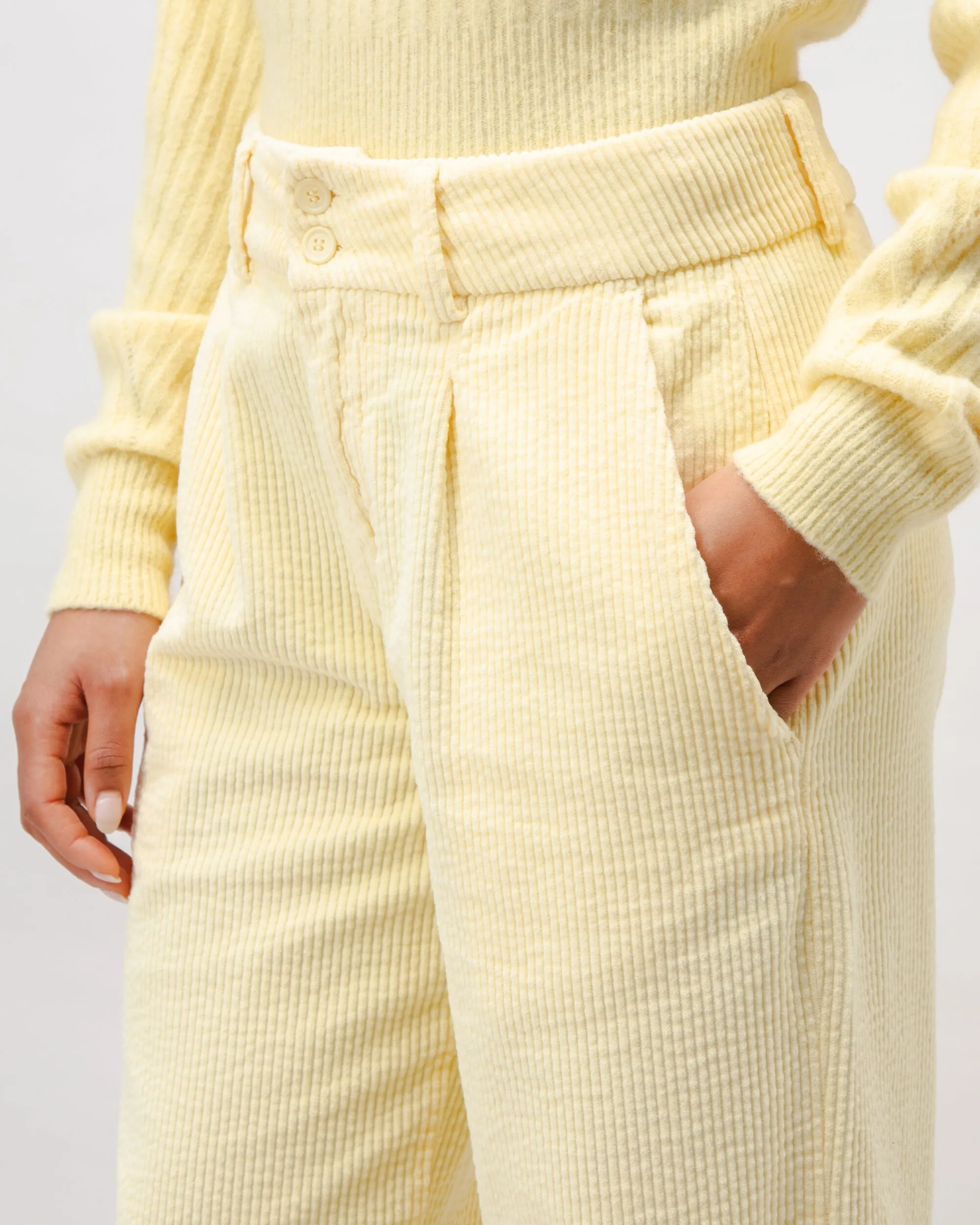 Comfy Design Corduroy Pleated Pants Pale Banana