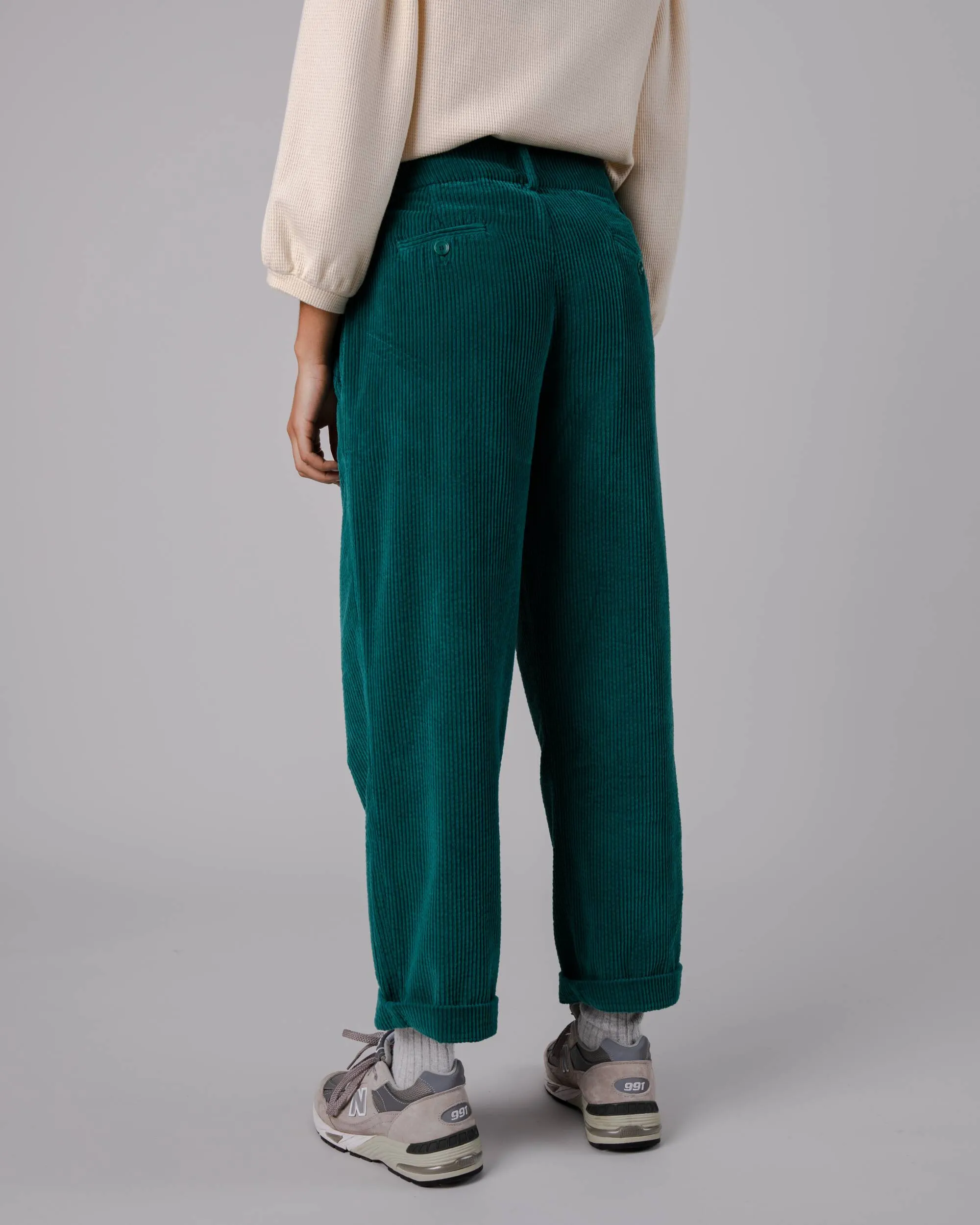 Corduroy Pleated Pants Sailing Green Relax Mode