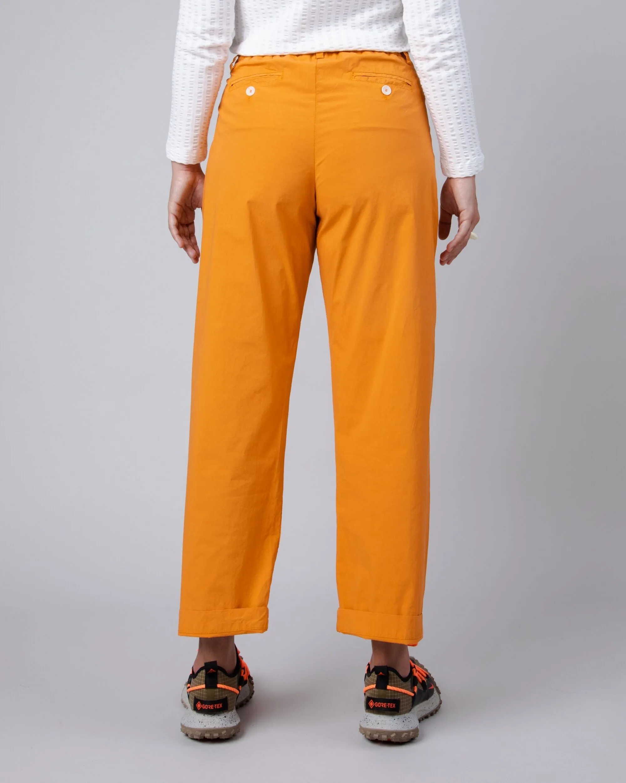 LightweightInsulation Elastic Pleated Chino Pants Yellow