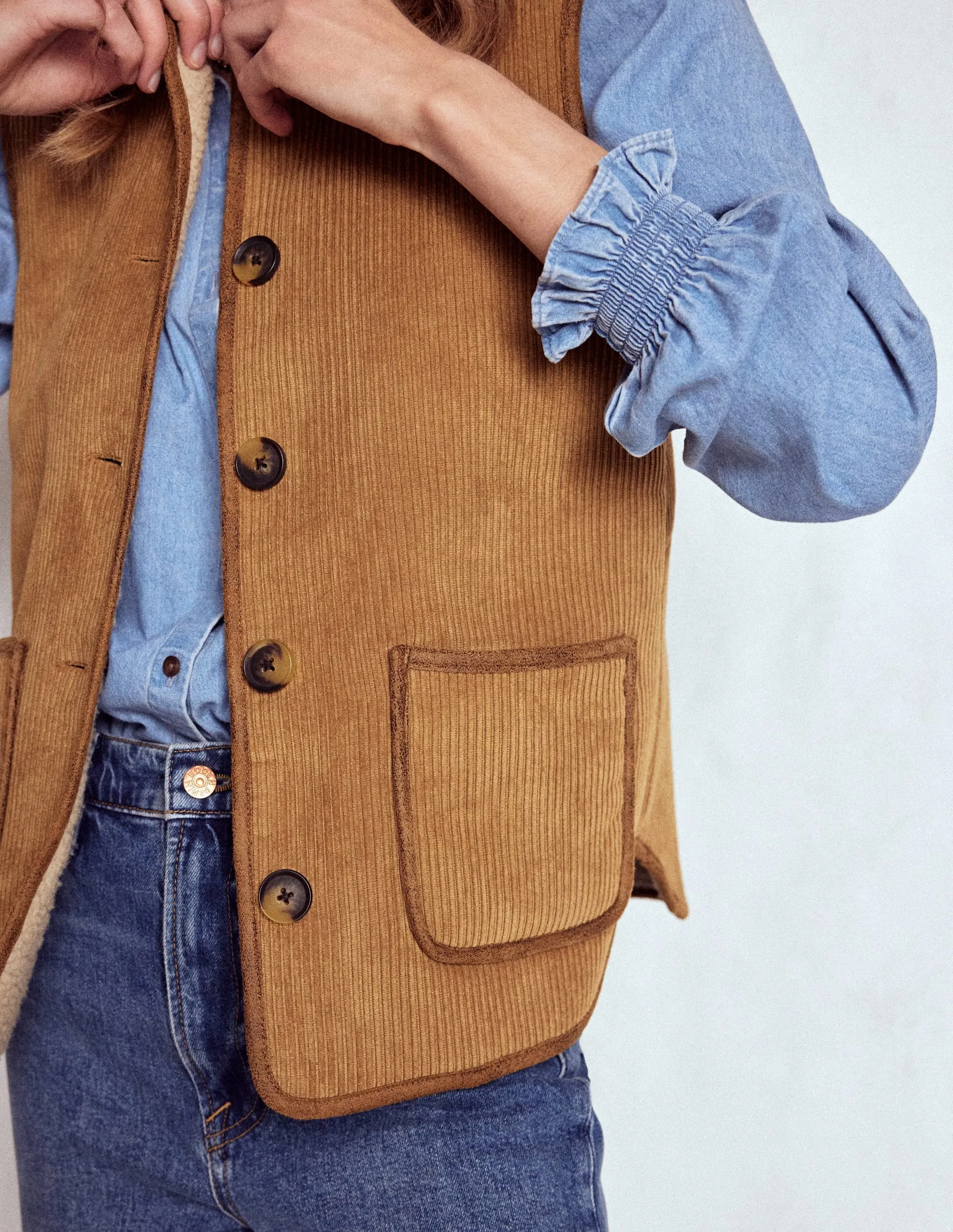 Clerkenwell Reversible Gilet-Hazelnut Brown, Natural Fade Resistant Dye Method