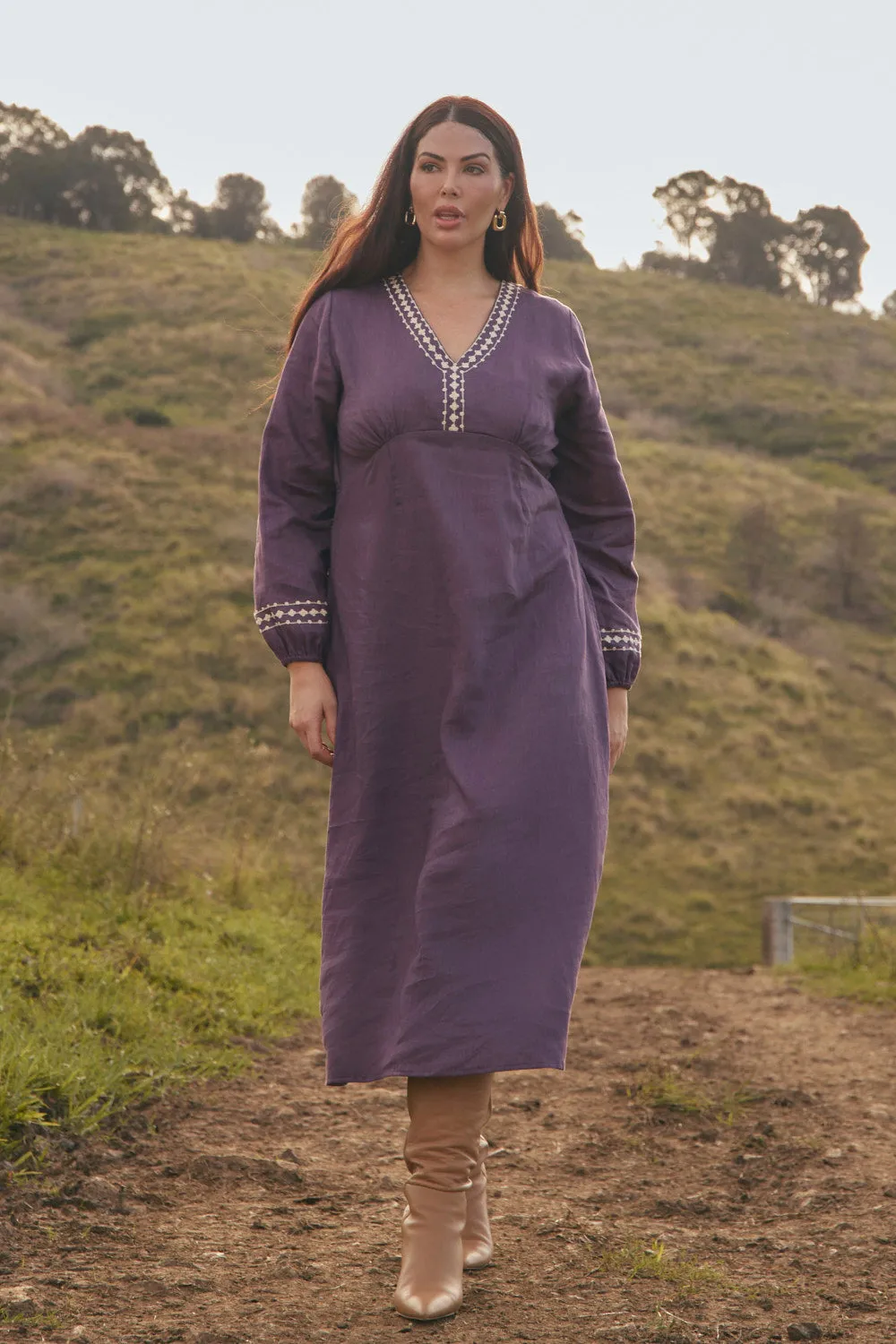 Farrah Long Sleeve Linen Dress in Merlot Dream Functional Style