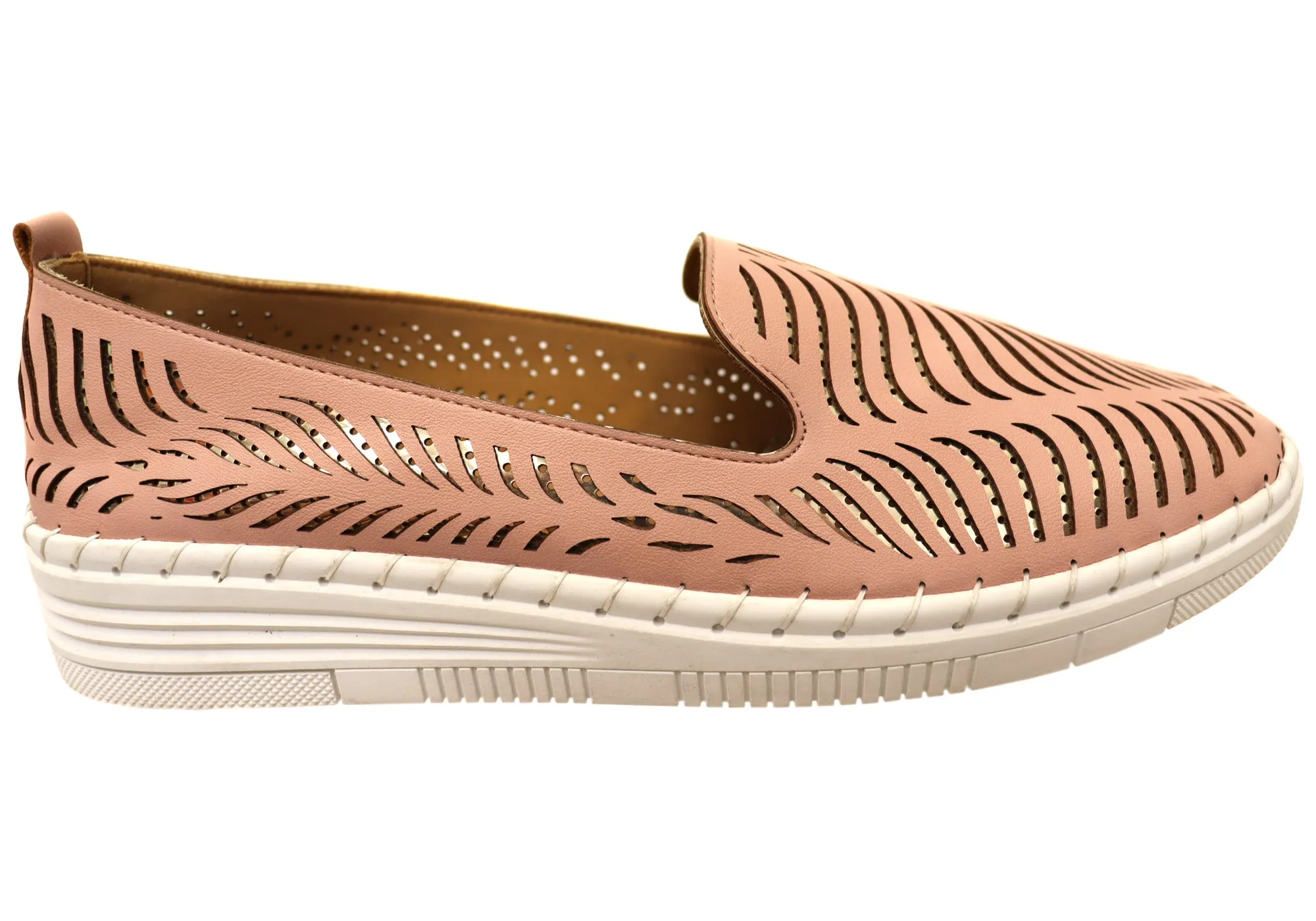 Bare Traps Varley Womens Comfortable Shoes Secure fit Run Club