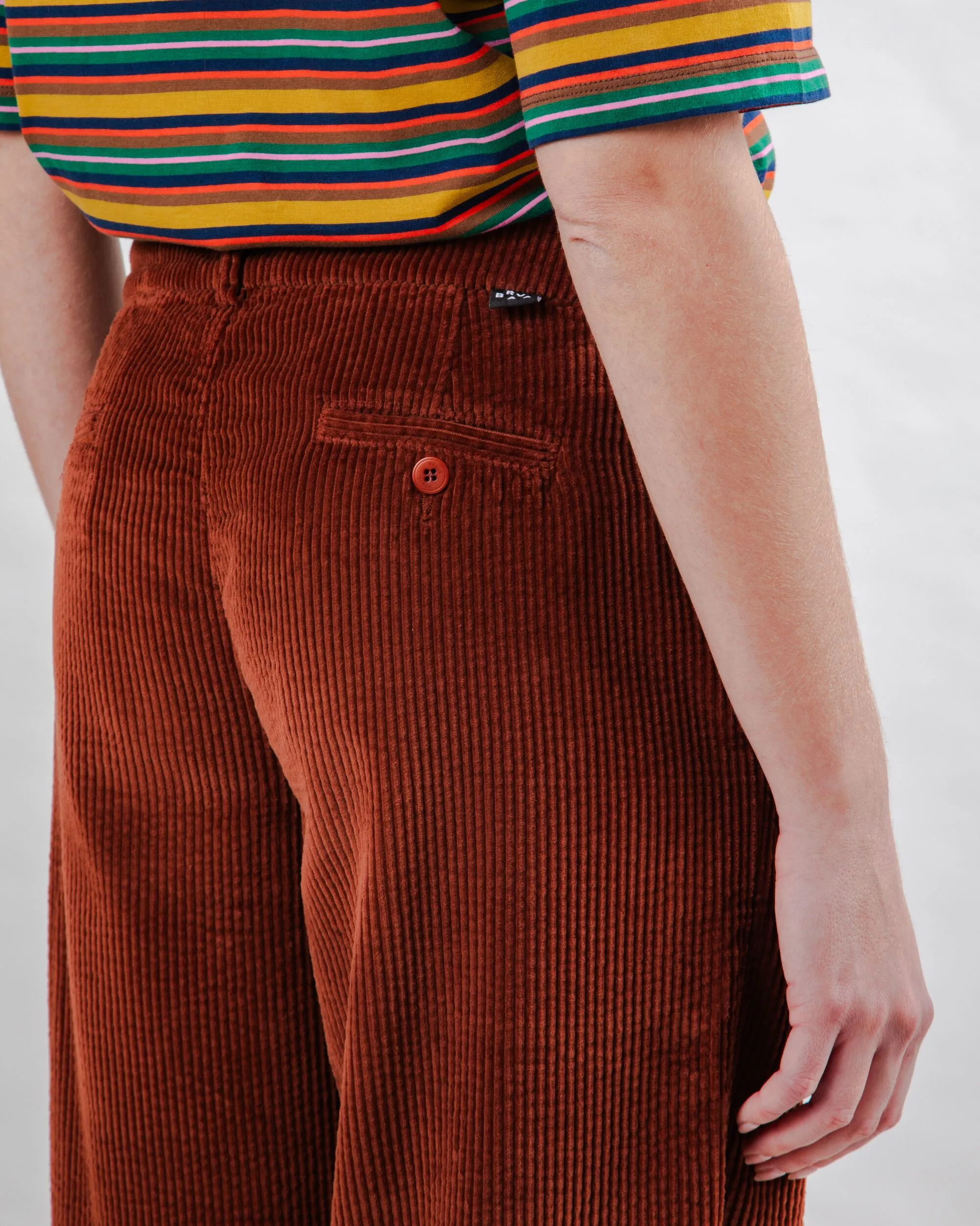 Relaxed Look Corduroy Pleated Pants Copper