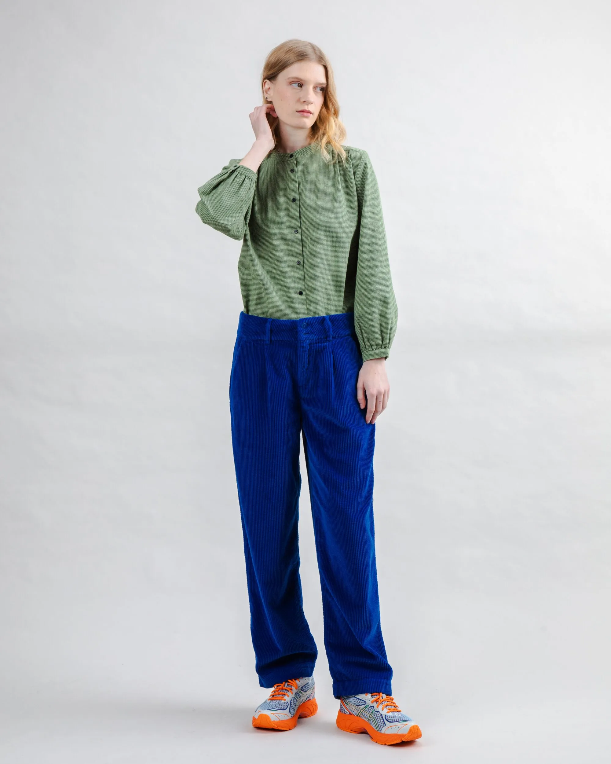 Freedom Motion Quality Material Corduroy Pleated Pants Klein Blue