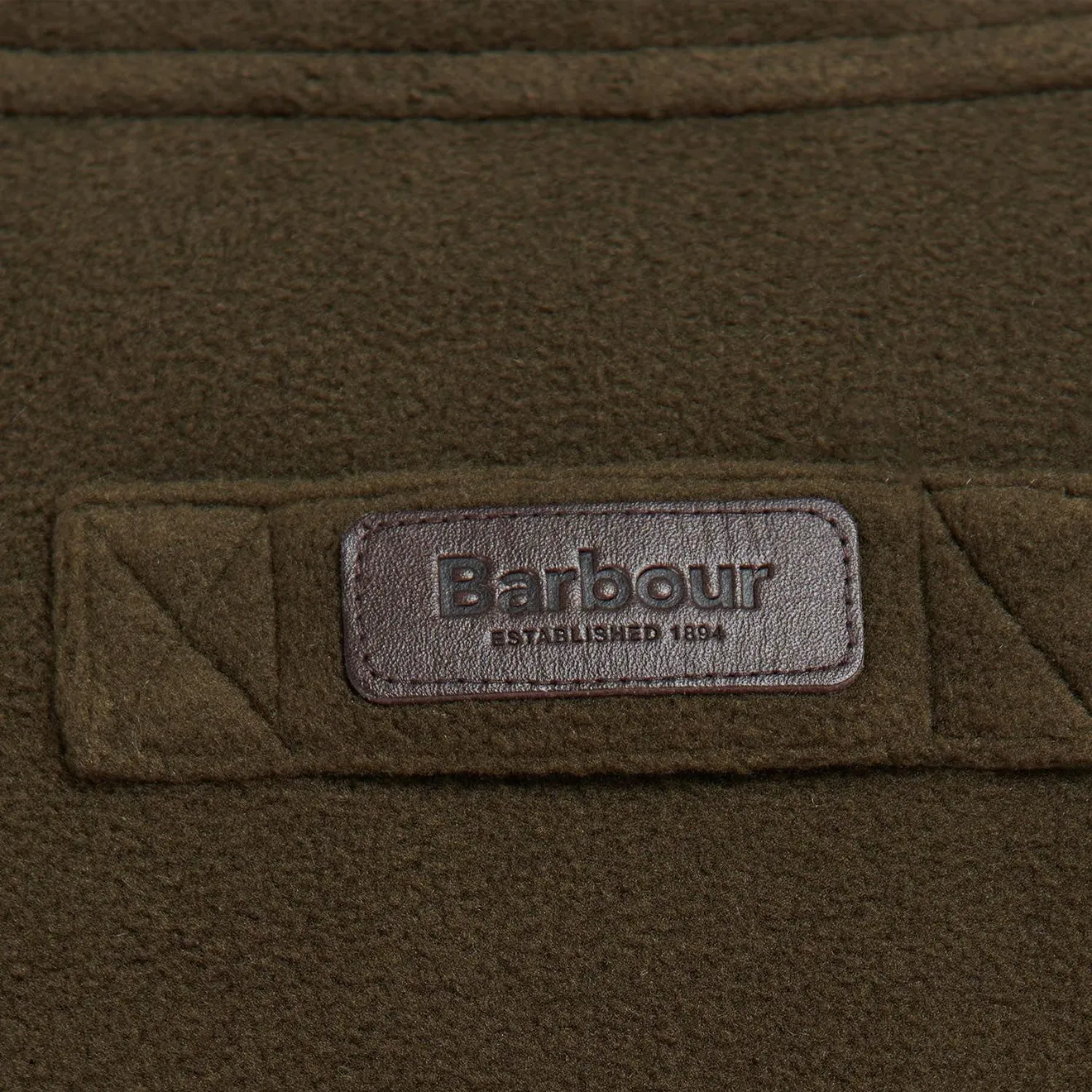 Barbour Oakmoor Fleece Jacket Olive pack light