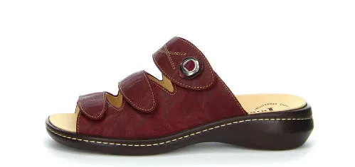 Stone Glam Think! Camilla 3 Strap Jewel Red 88424-72