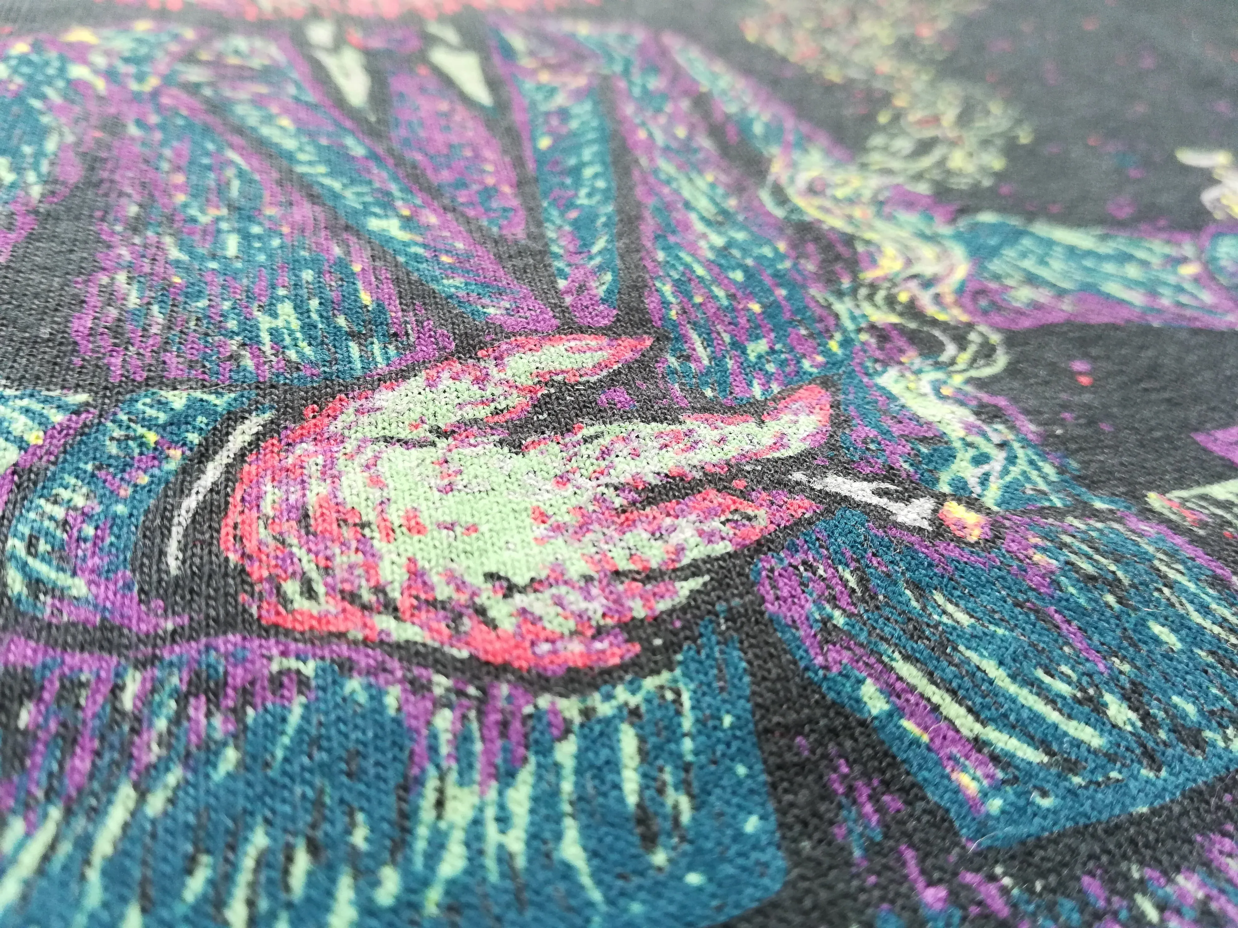 Night Owl LayeredSleeveConstruction Lightweight Material