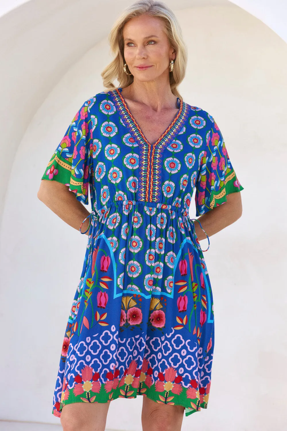 Effortless Comfort Iris Short Dress in Paradiso
