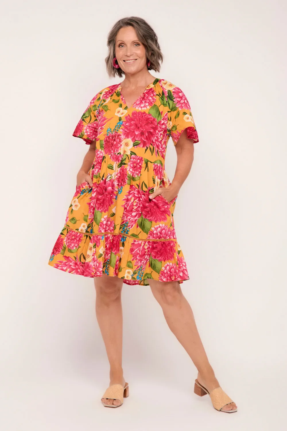 Ismay Short Dress in Dreaming Dahlias Texture Mood Daily Confidence