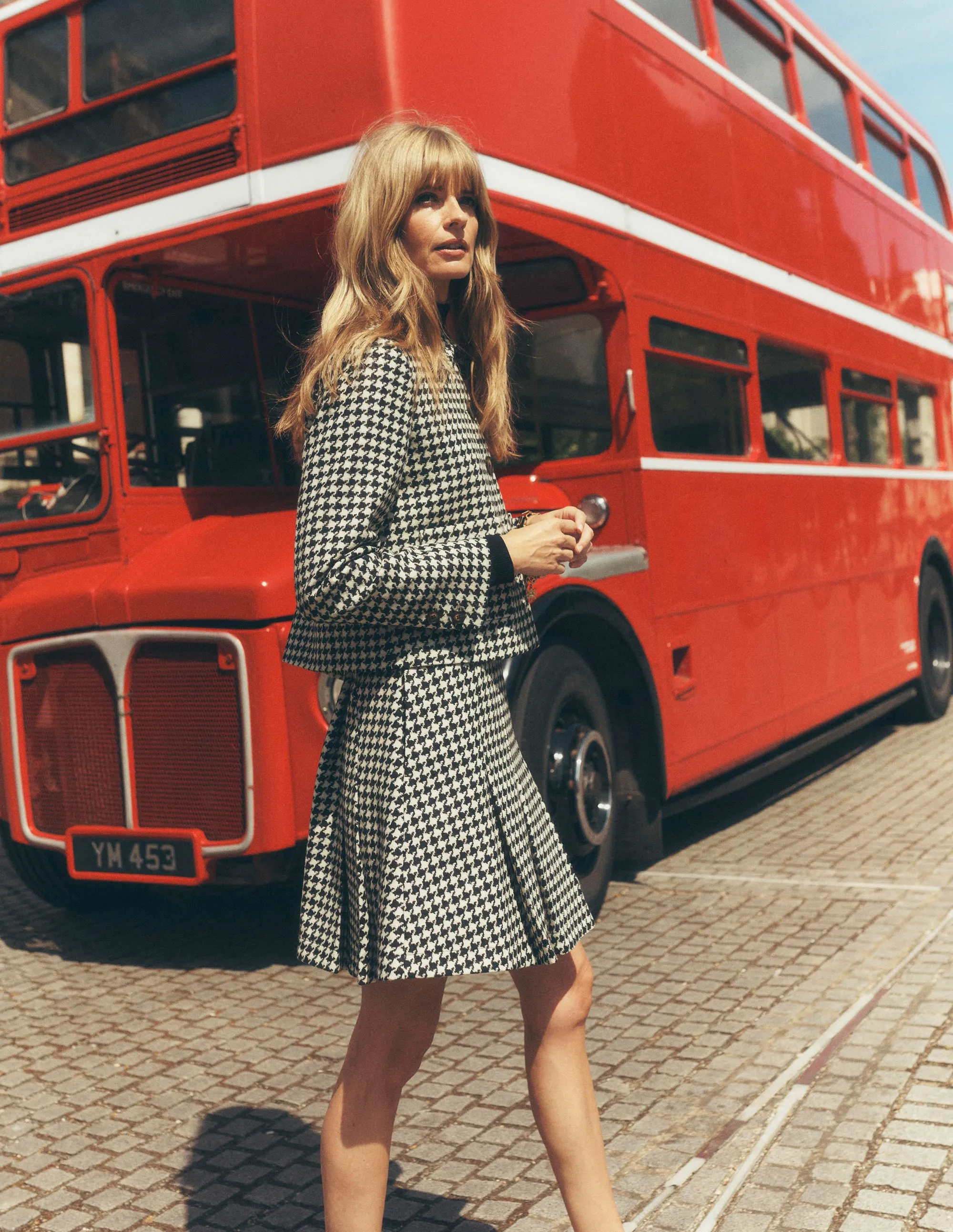 Non Bulky Insulation Tech Odor Resistant Lining Knightsbridge Wool Jacket-Black Dogstooth