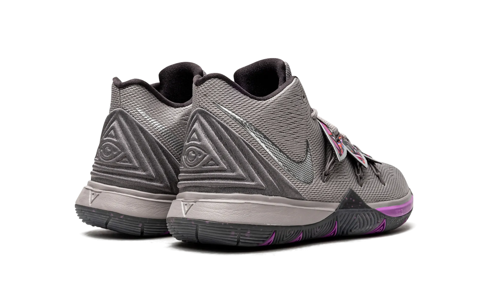 Kyrie 5 (GS) "Graffiti" Textured Grip Surface