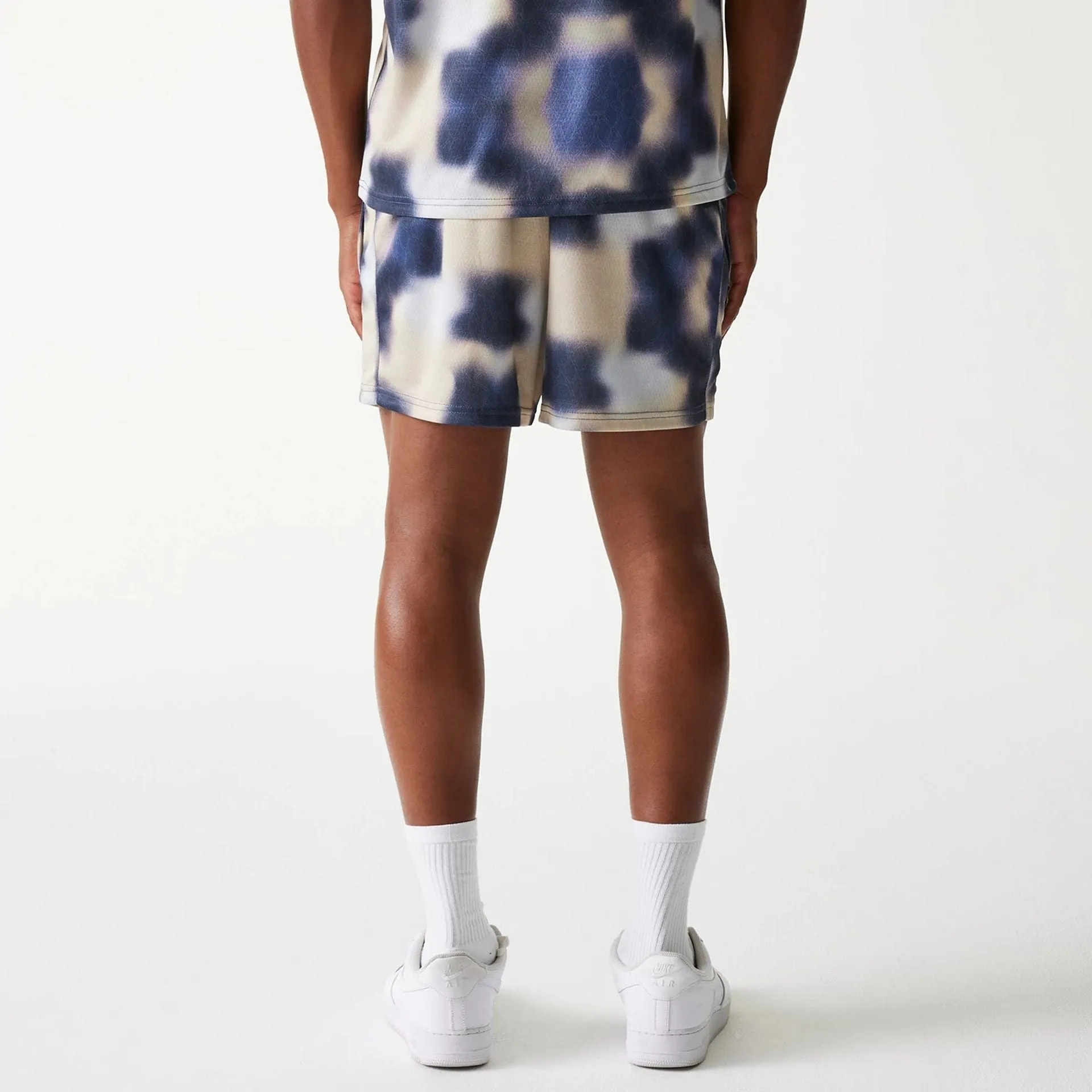 Seamless Edge Design LA Lakers NBA All Over Print Cream Shorts