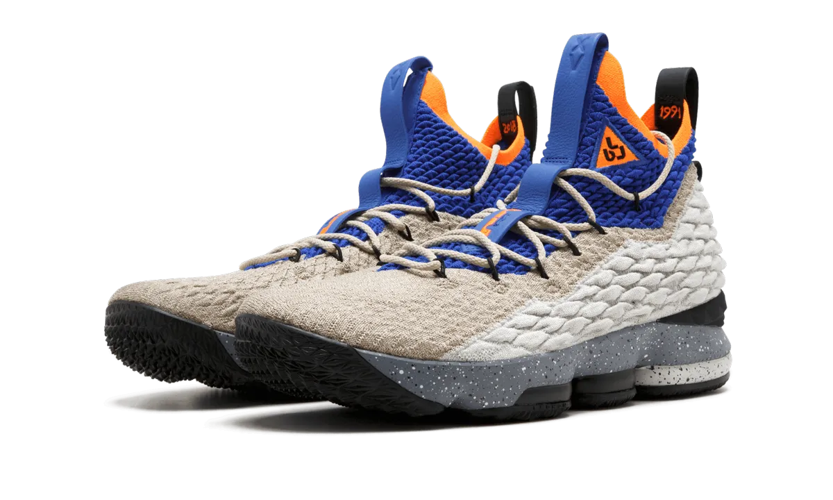 LeBron 15 "Mowabb" dark colors morning