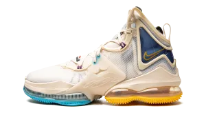 marathon readiness LeBron 19 "Minneapolis Lakers"