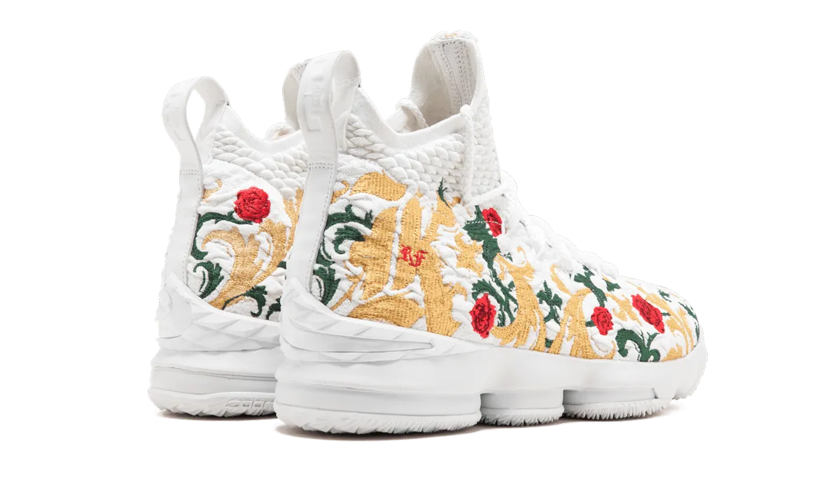 Lebron 15 Perf "King's Cloak" low - cut