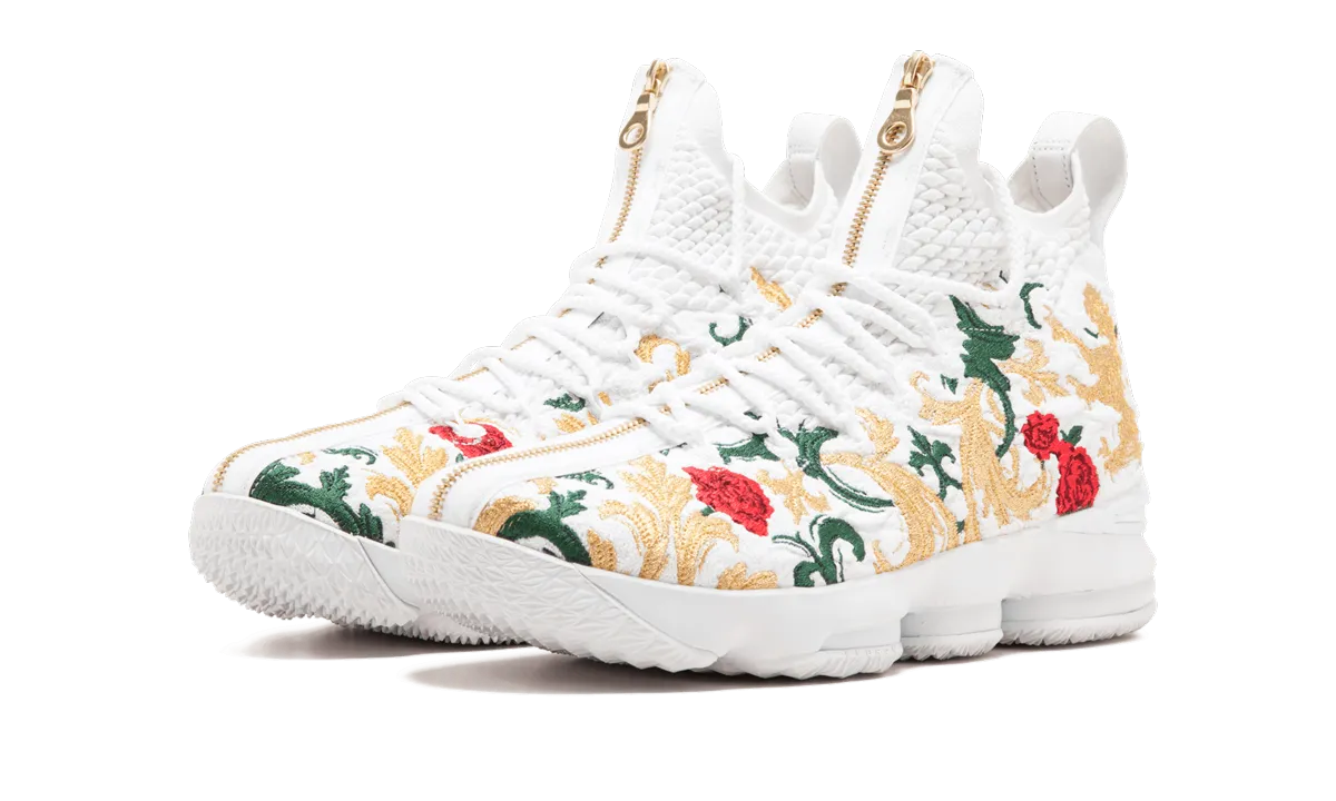 energy - return running shoes Ventilated Upper Material Lebron 15 Perf "King's Cloak"
