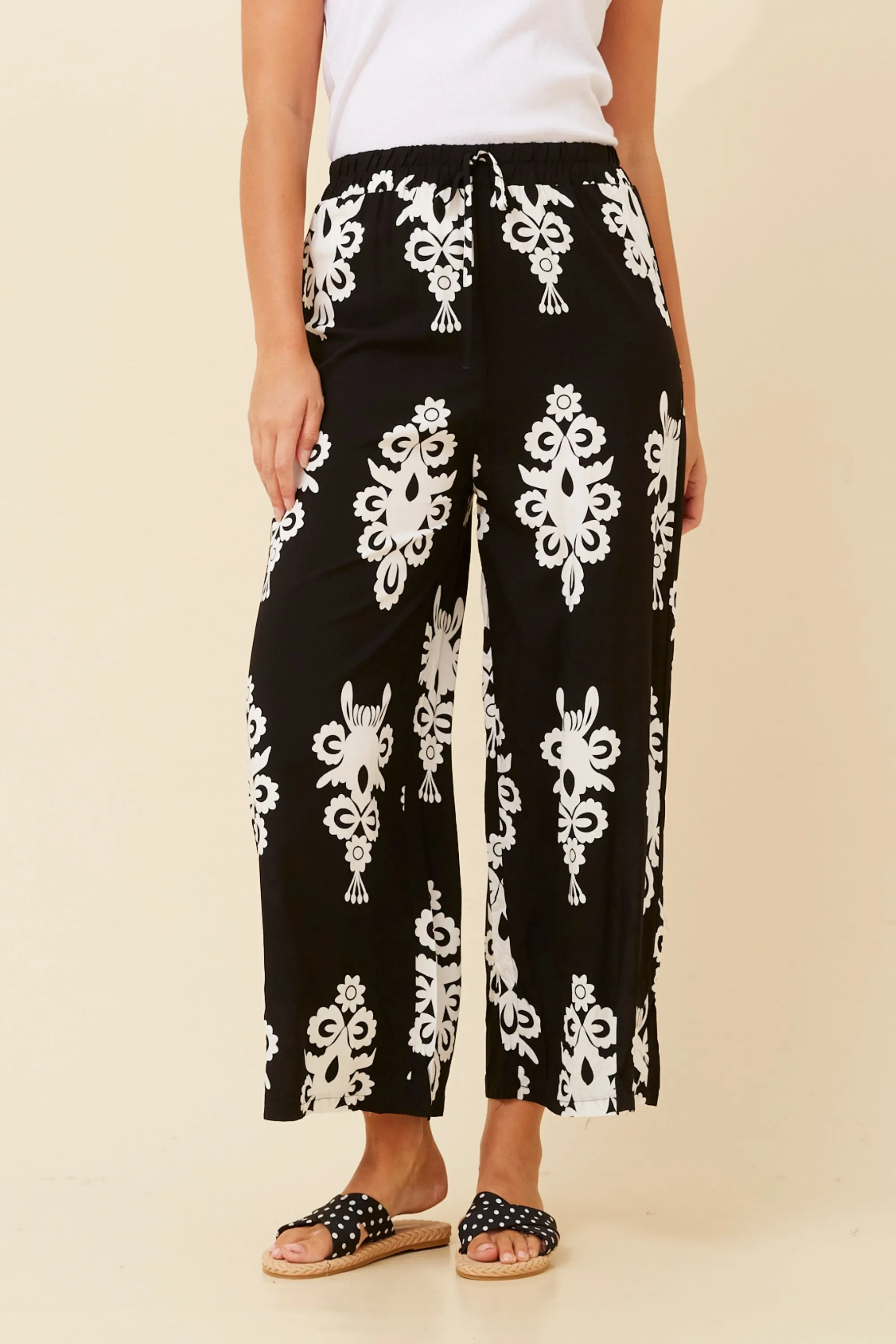 Reinforced Pockets LIV ABSTRACT PRINT WIDE LEG PANTS