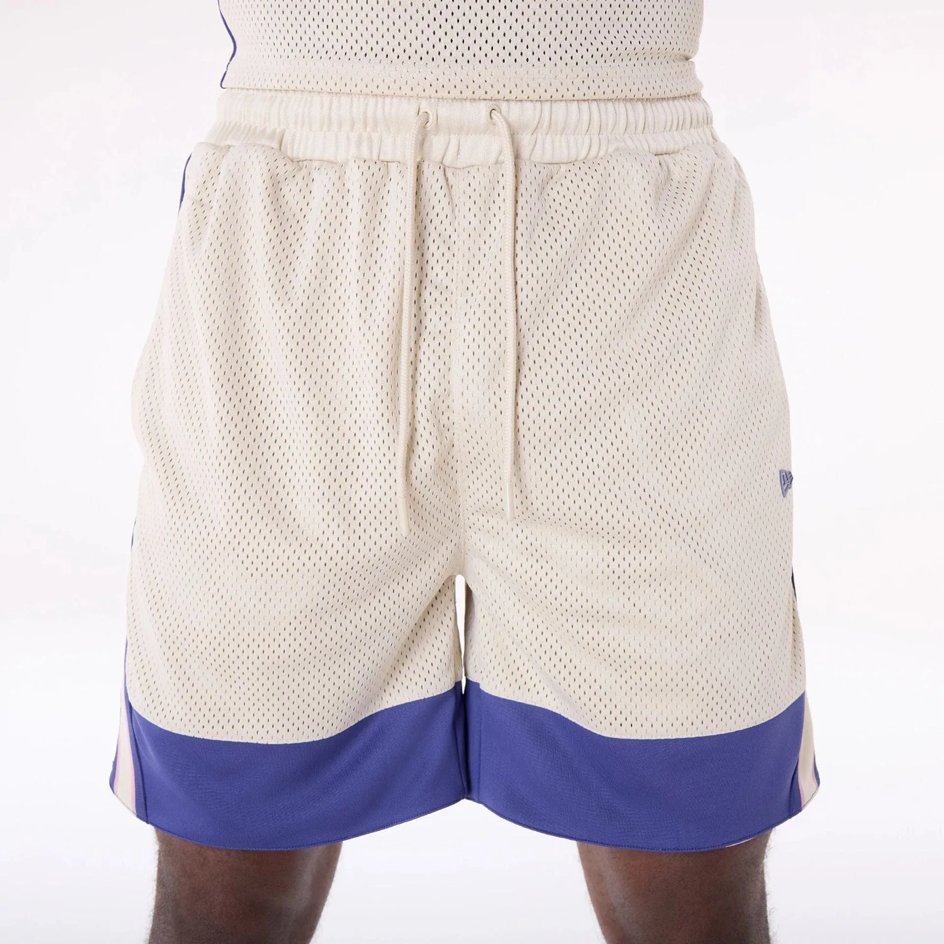 New Era Mesh Light Beige Oversized Shorts Roomy Comfort