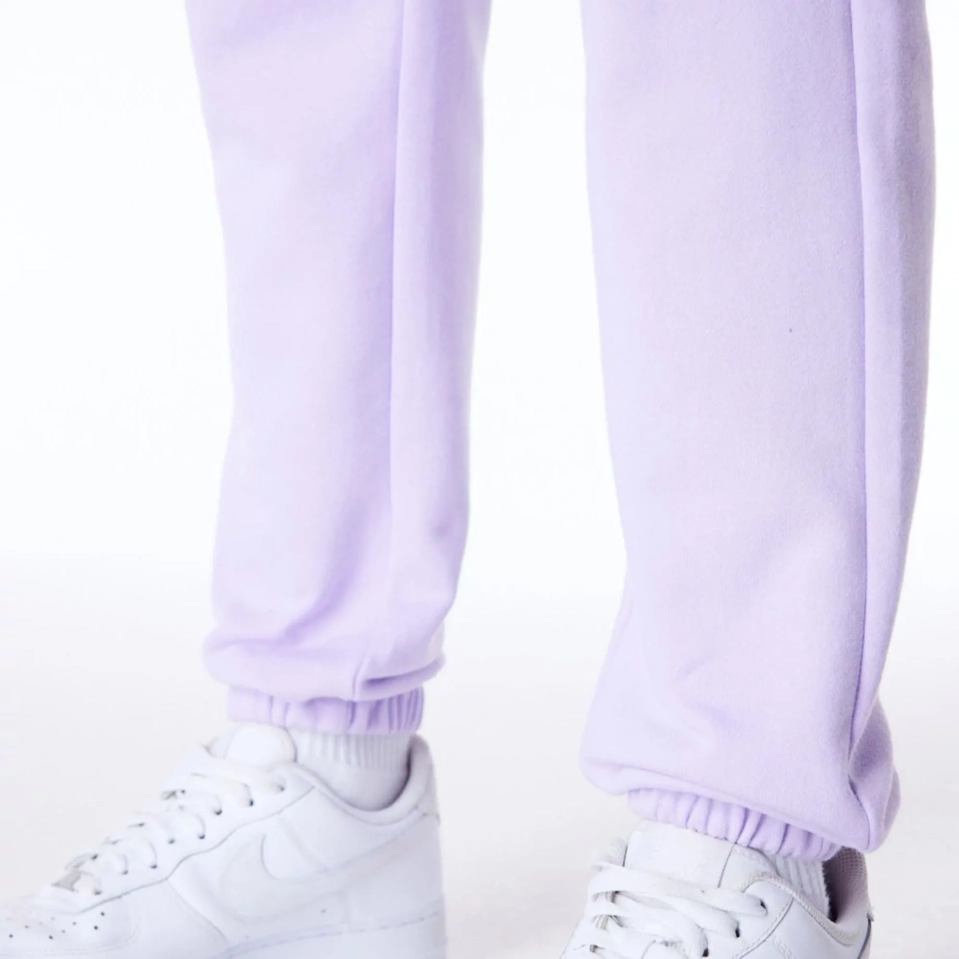New York Yankees Womens MLB League Essential Pastel Purple Fleece Joggers Perfect Look