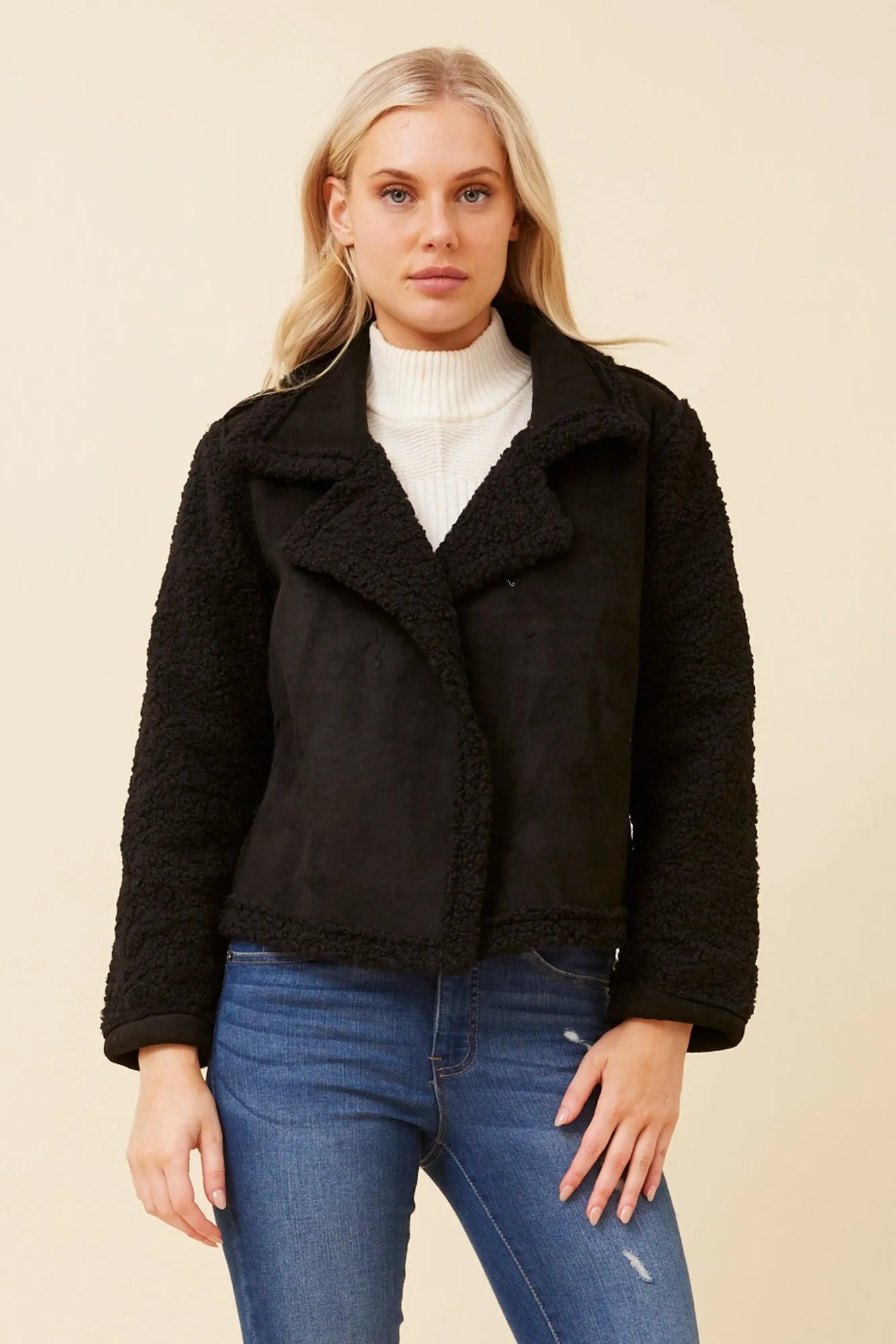 DOVEVA FAUX SUEDE SHERPA JACKET Dynamic flex Seamless Welded Construction