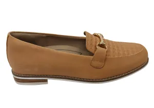 SoftSole Smooth Wear Homyped Empress Loafer Womens Comfortable Leather Shoes