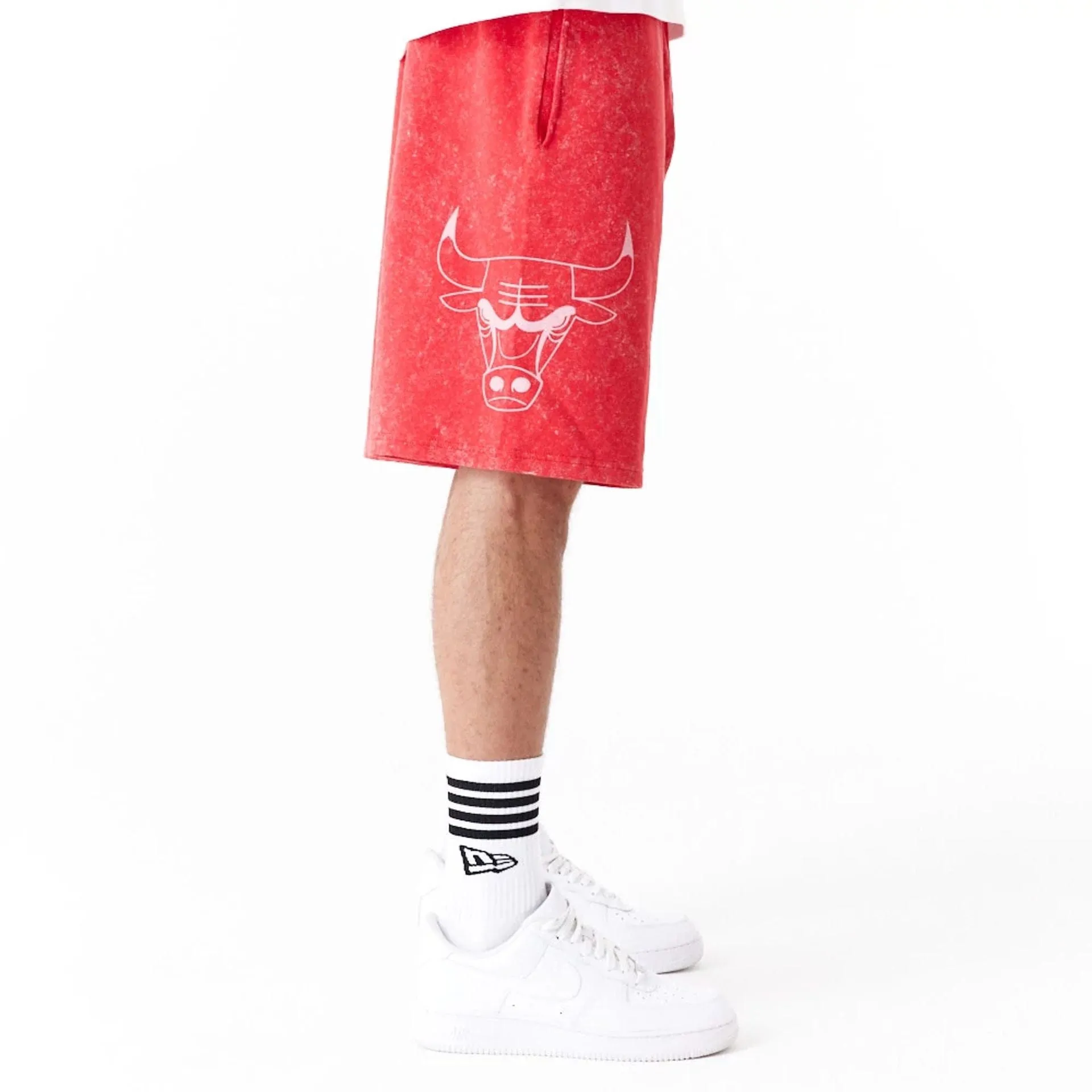 two piece outfit media industry Chicago Bulls NBA Washed Red Shorts