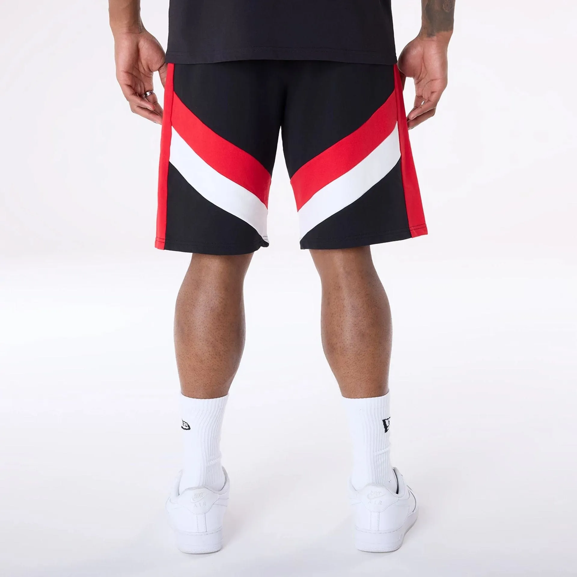 Free Movement Chicago Bulls NBA Panel Black Shorts