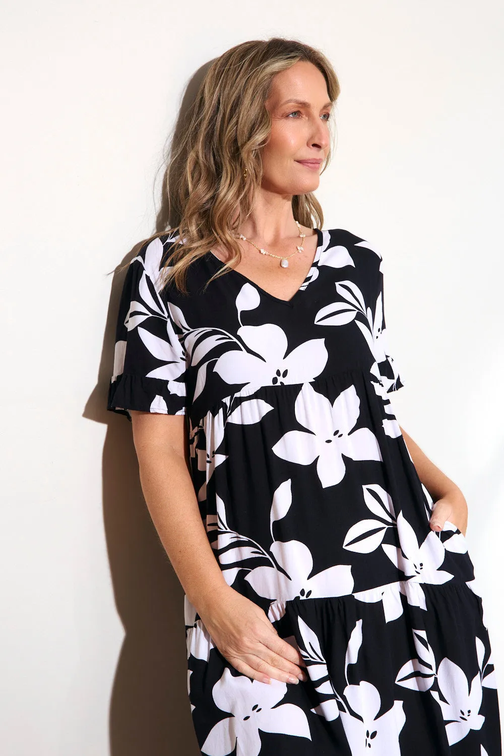 Sabrina Maxi Dress in Night Blooms Fashionable Wear