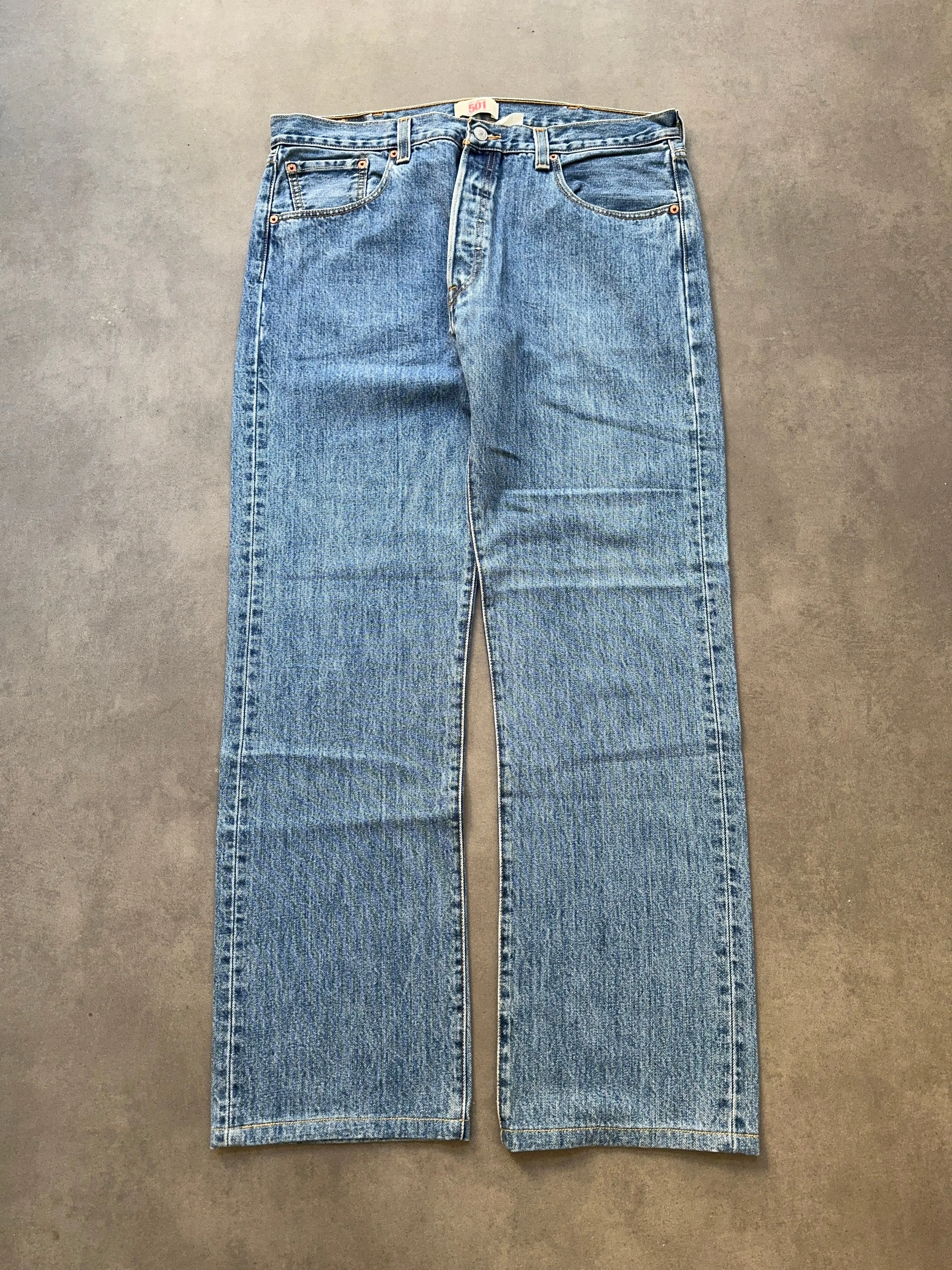 Spring Mood Bold Levi's 501 W38 L34