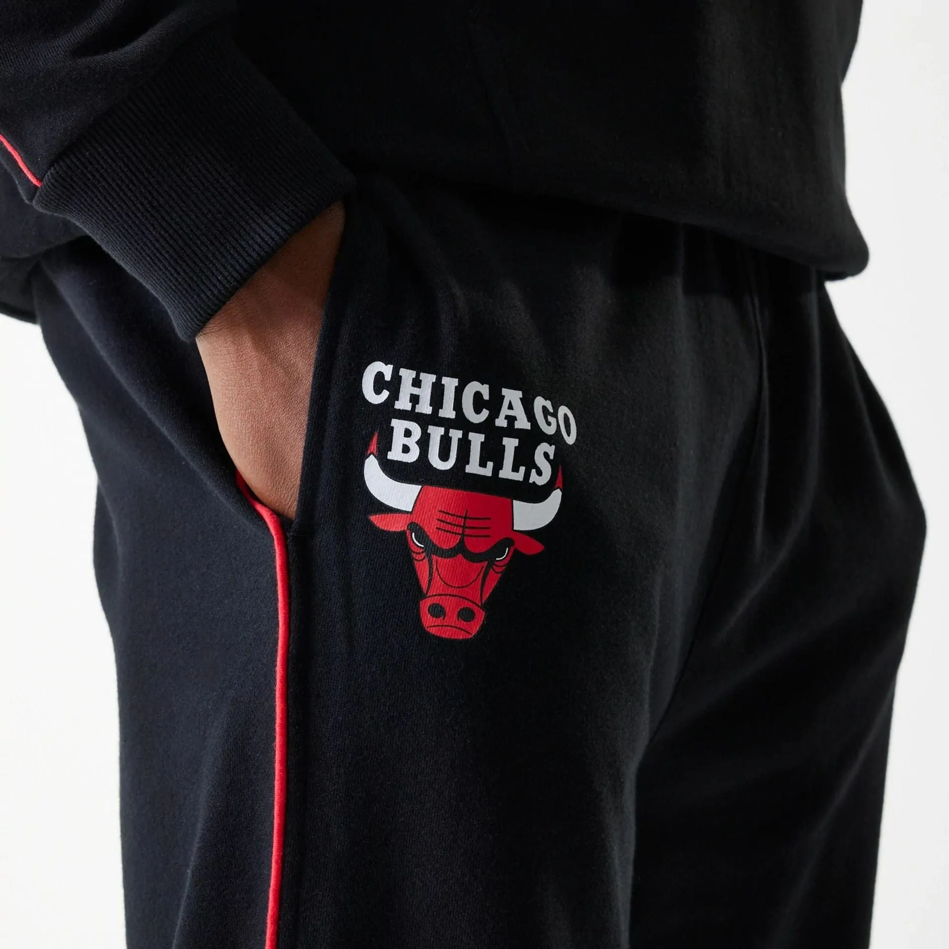 LightweightConstruction Chicago Bulls NBA Piping Black Joggers