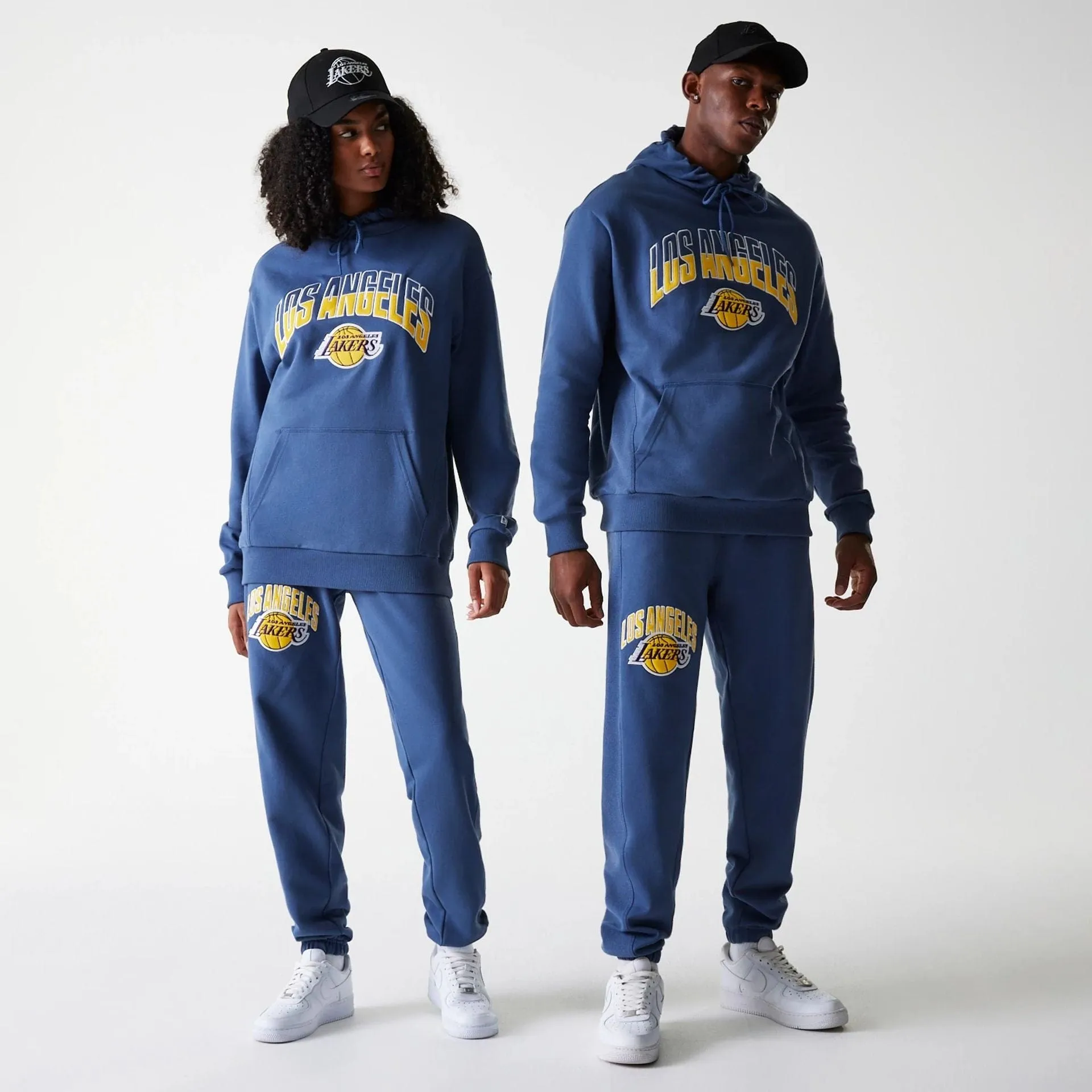 Layering Piece Sport Wear Fit LA Lakers NBA Arch Graphic Dark Blue Joggers