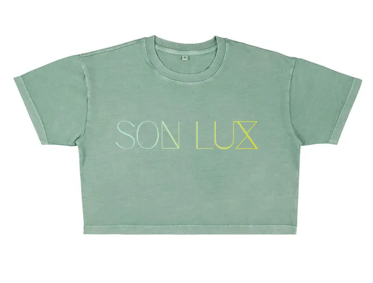 Easygoing Wear Quick Dry Wear Son Lux Gradient Logo Crop Top