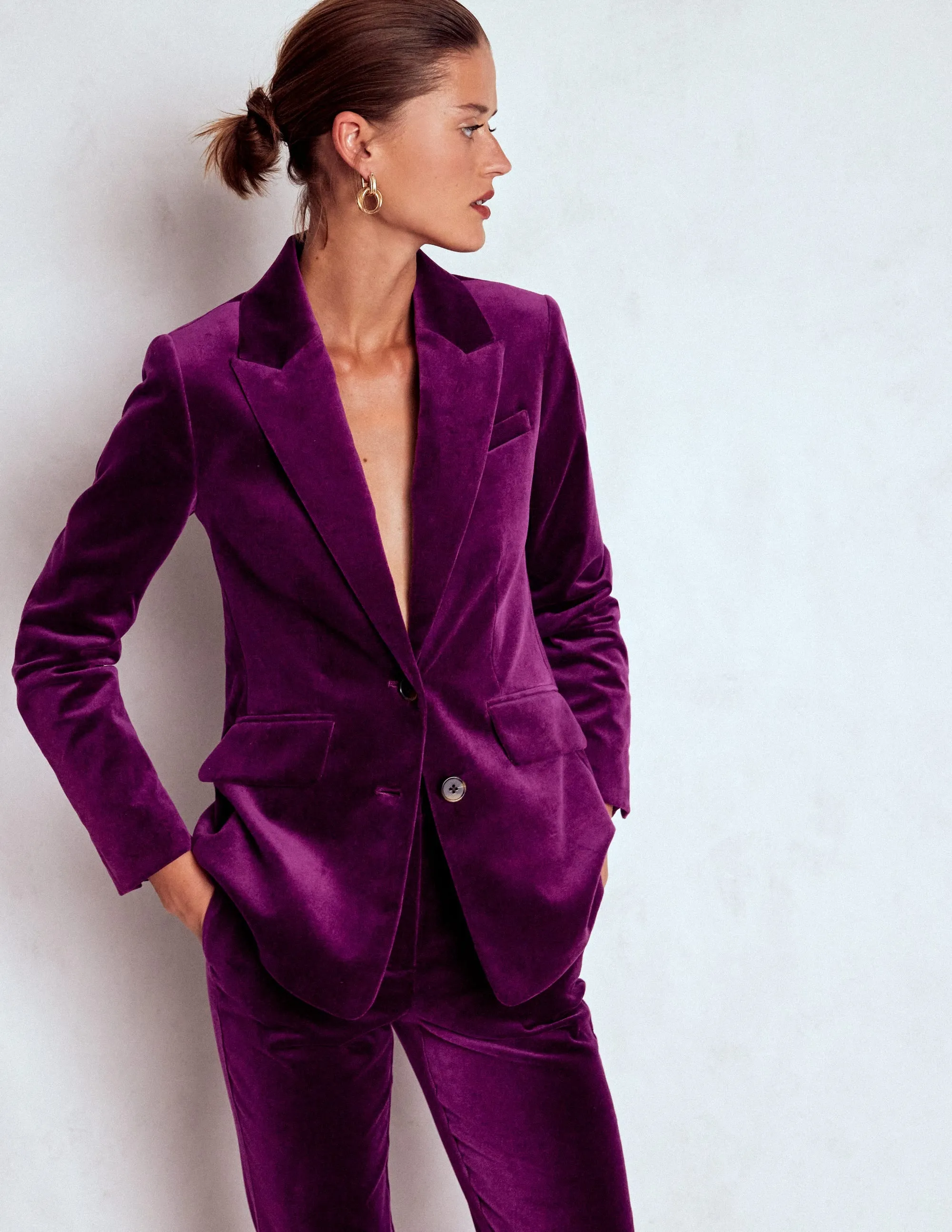 Elastic Hem Adjustment Stamford Velvet Blazer-Plum Jam
