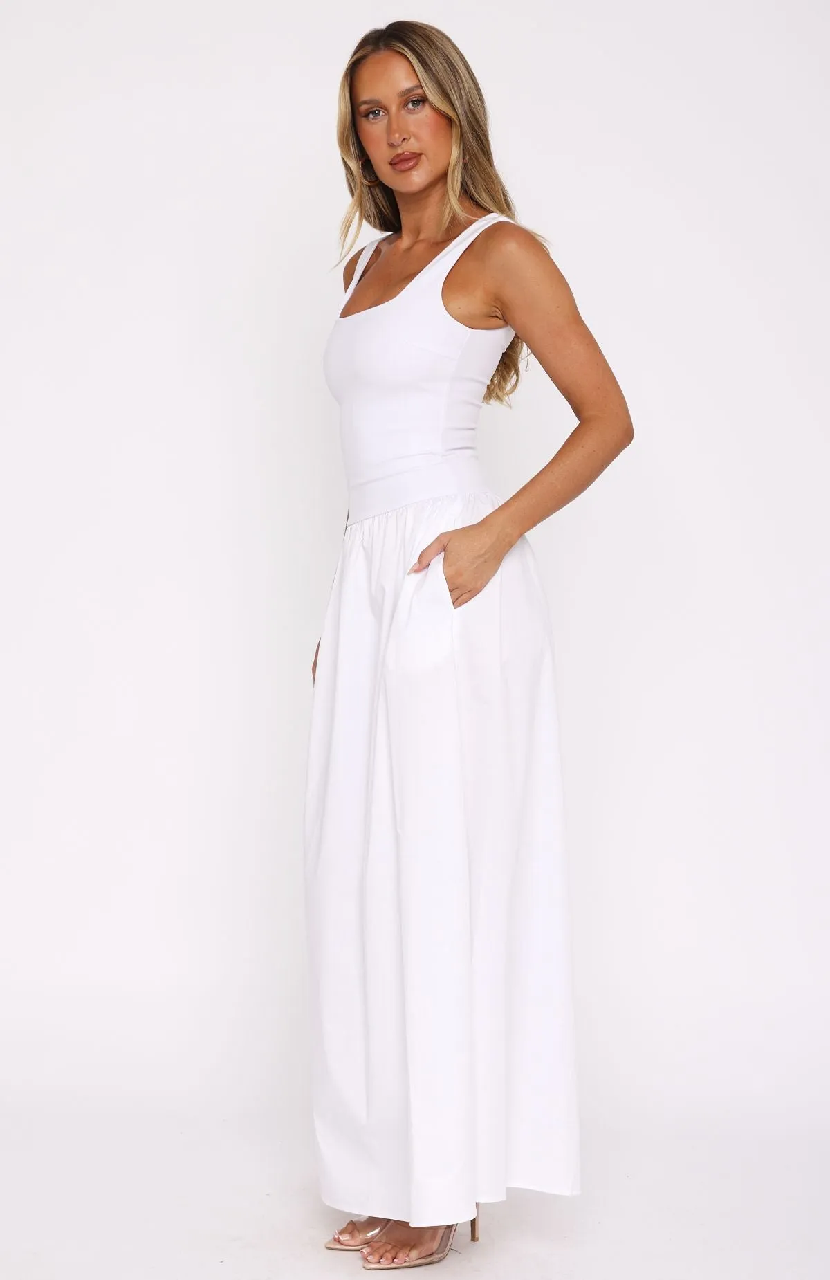 Playful Twist Subtle Finish Summer Delight Maxi Dress White