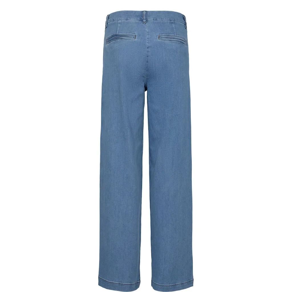 Numph Womens Jeans Amber Pants With Buttons Long Light Denim Blue 1 Day Off Fit