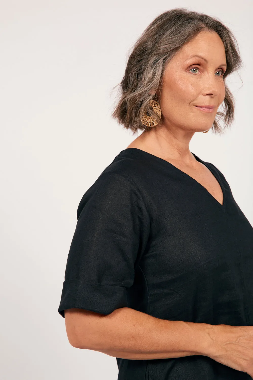 Soft Fashion Tall-Fit Tamara Linen V-Neck Dress in Black